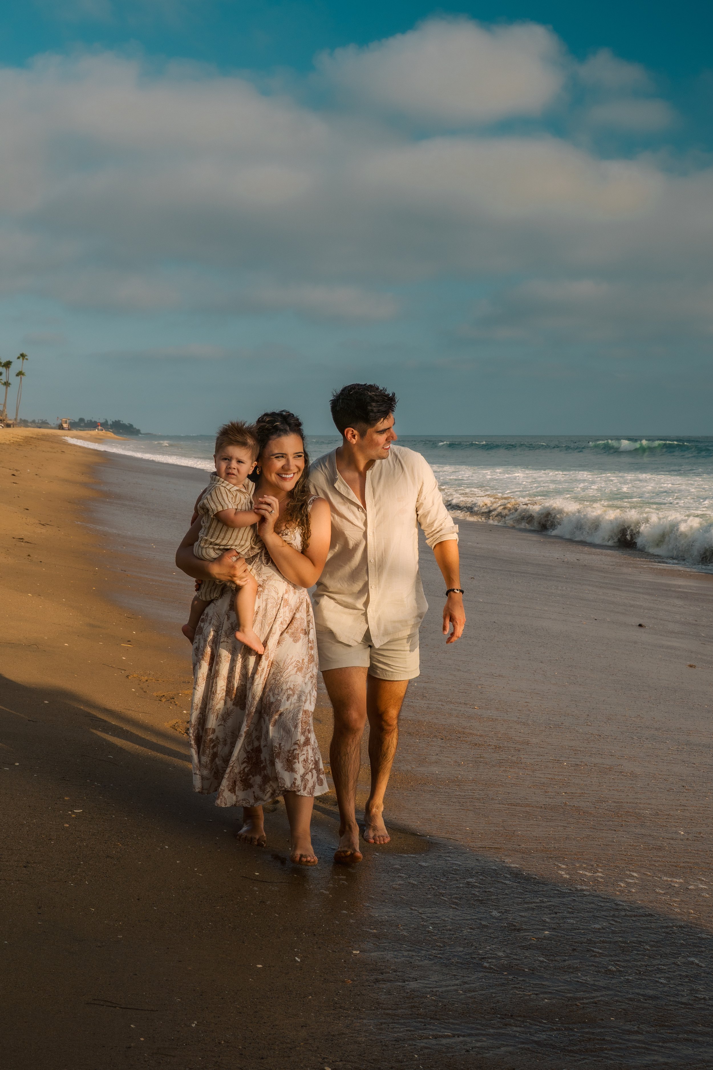 Family Photo session at the beach with Kiki's Artegraphy Photography