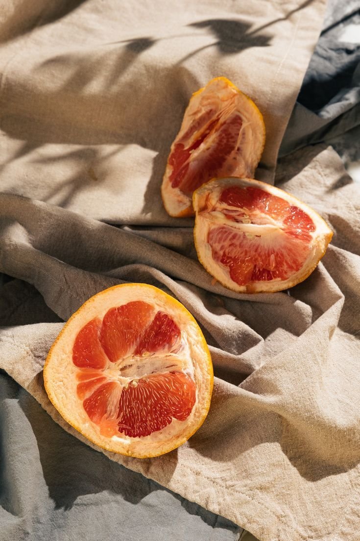 Citrus on linen.jpeg