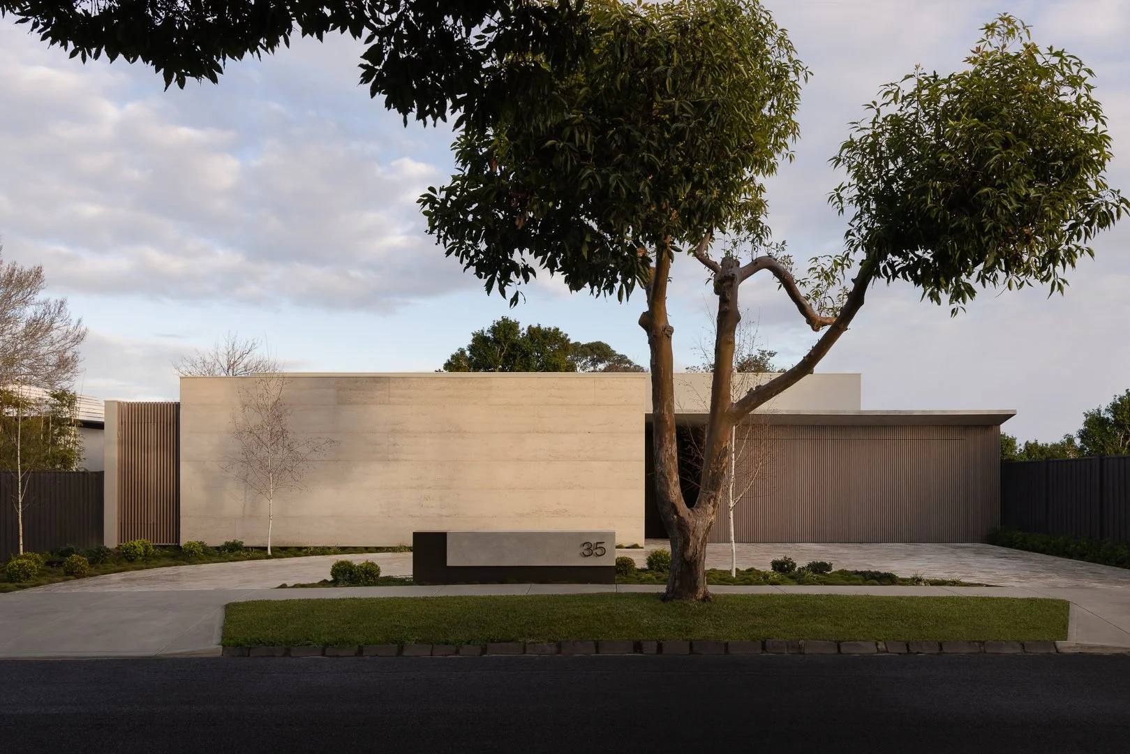 Kaye_1046_LR_FOR INSTAGRAM.jpg