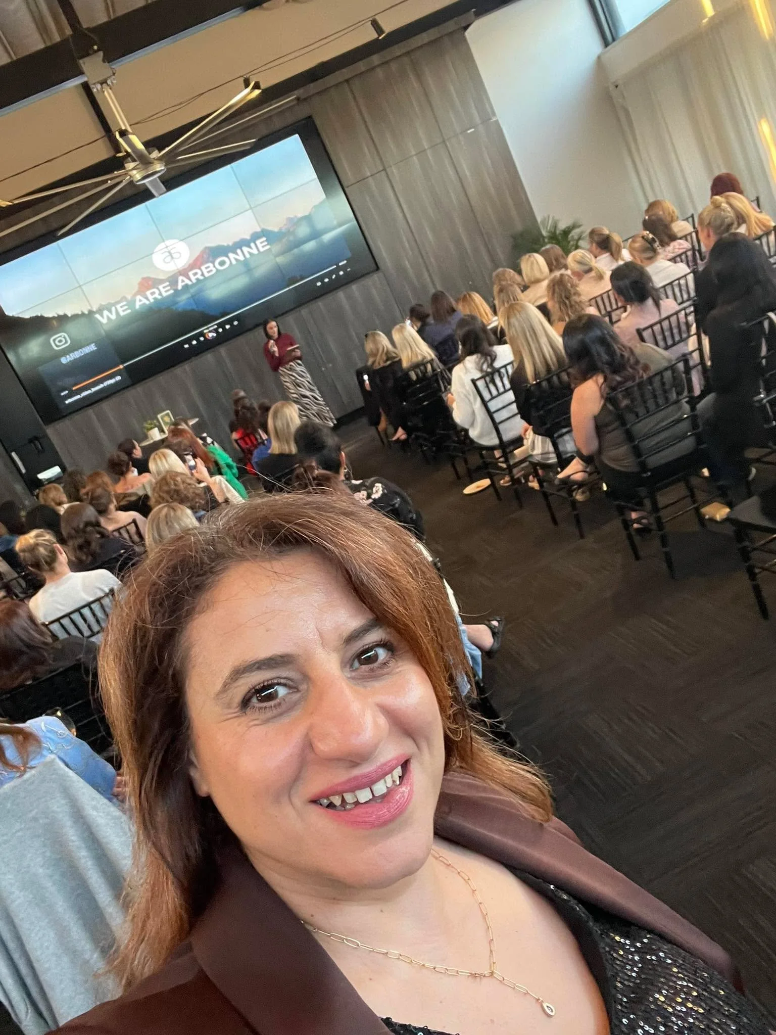 Your days are full, and yet something&rsquo;s missing. PURPOSE. CHOICE. YOU.

I&rsquo;m not looking for everyone.
I&rsquo;m looking for someone special.

I&rsquo;m building a team, not only for business, but for growth, impact, and connection.

You d