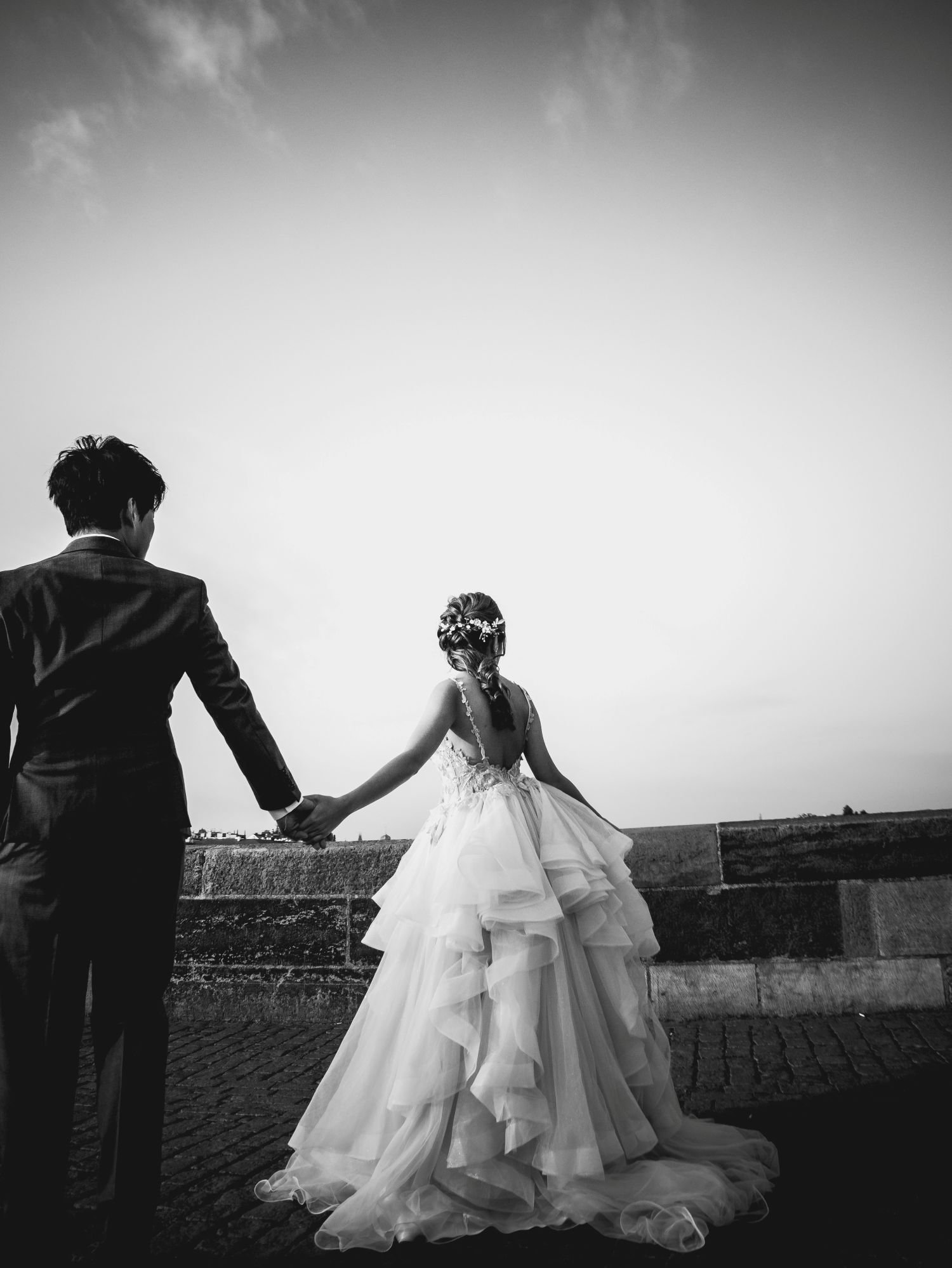 A bride and groom looking for wedding vendors