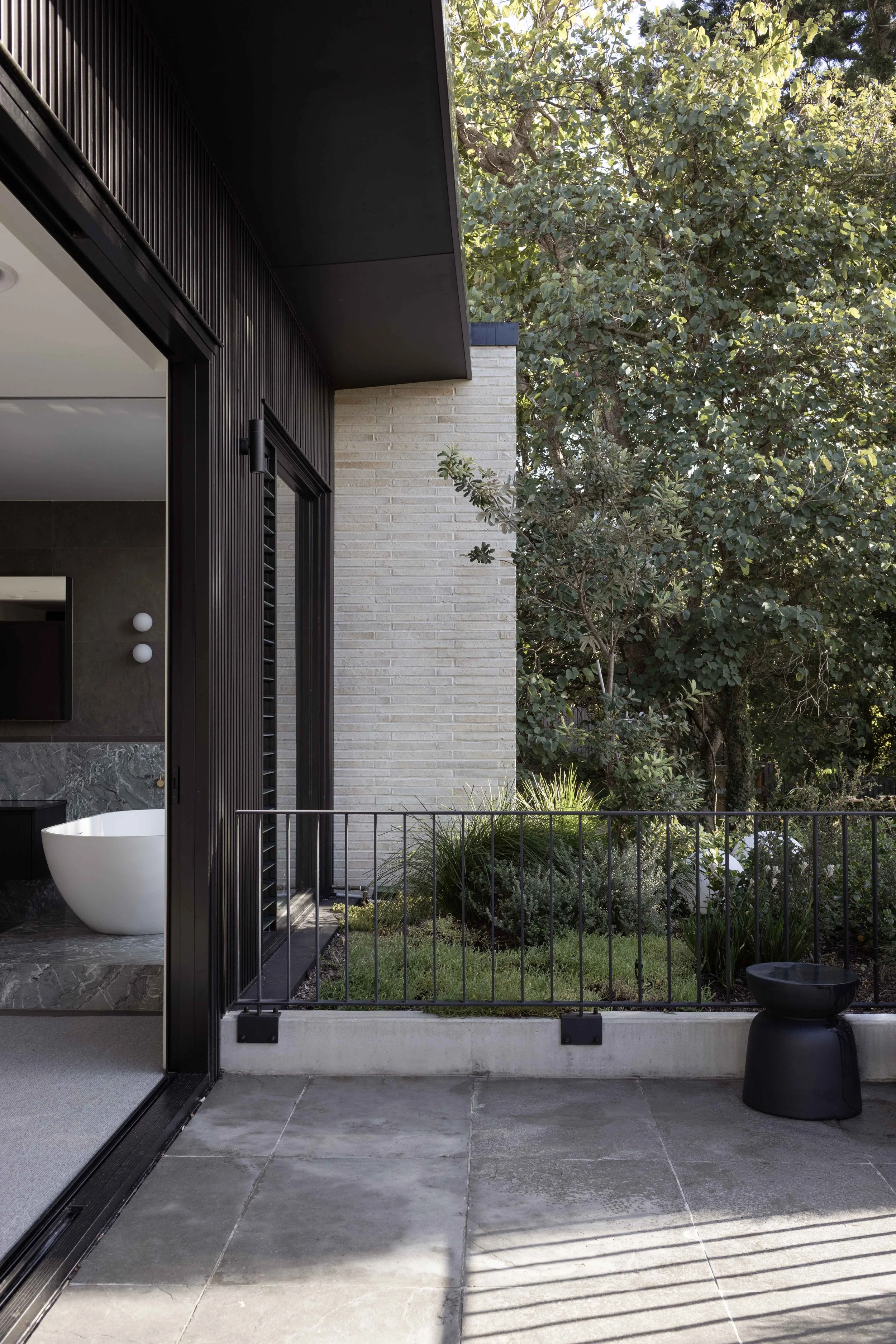 FB_BANKS_Exteriors_LR_10.jpg
