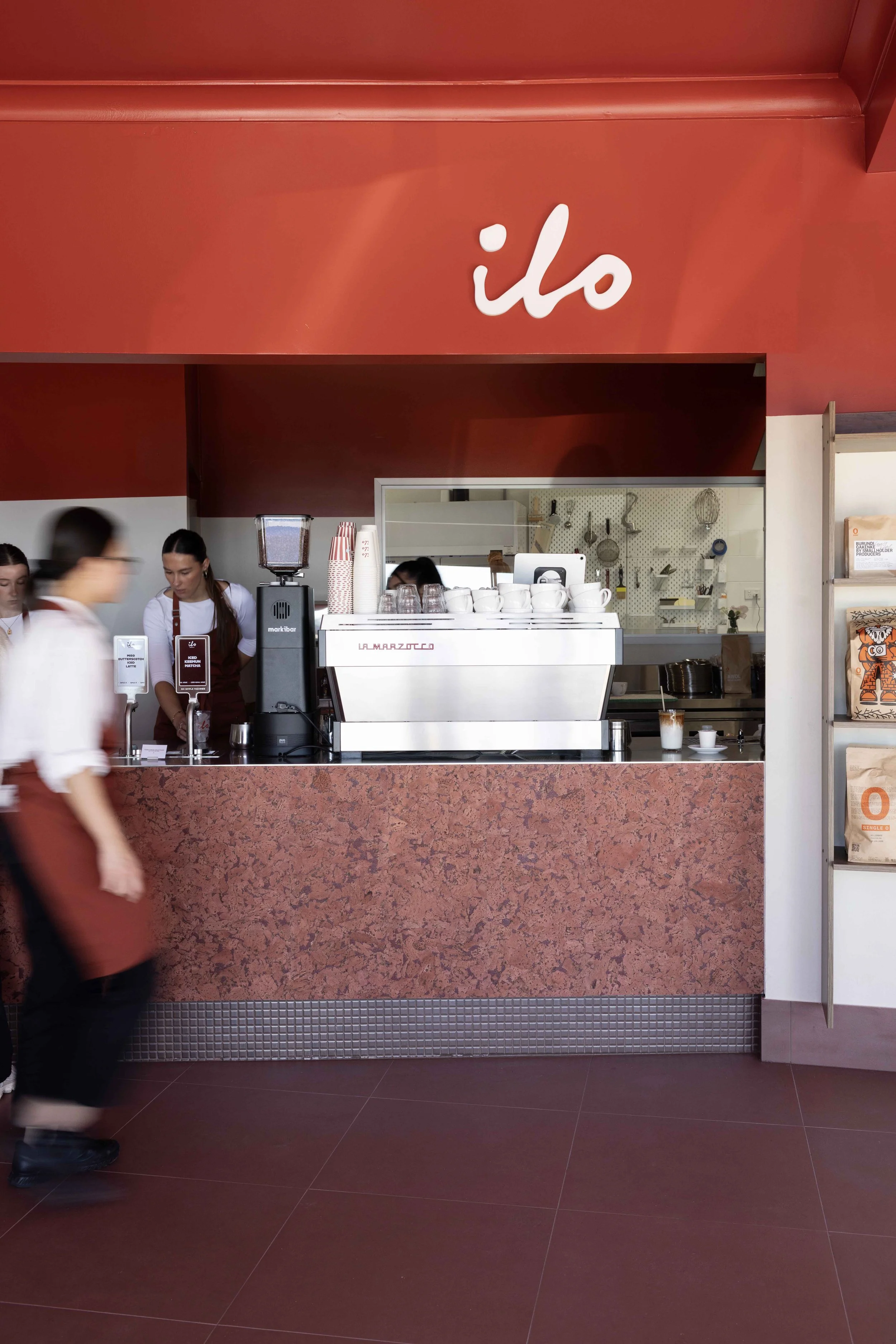 ilo_Selects-5.jpg