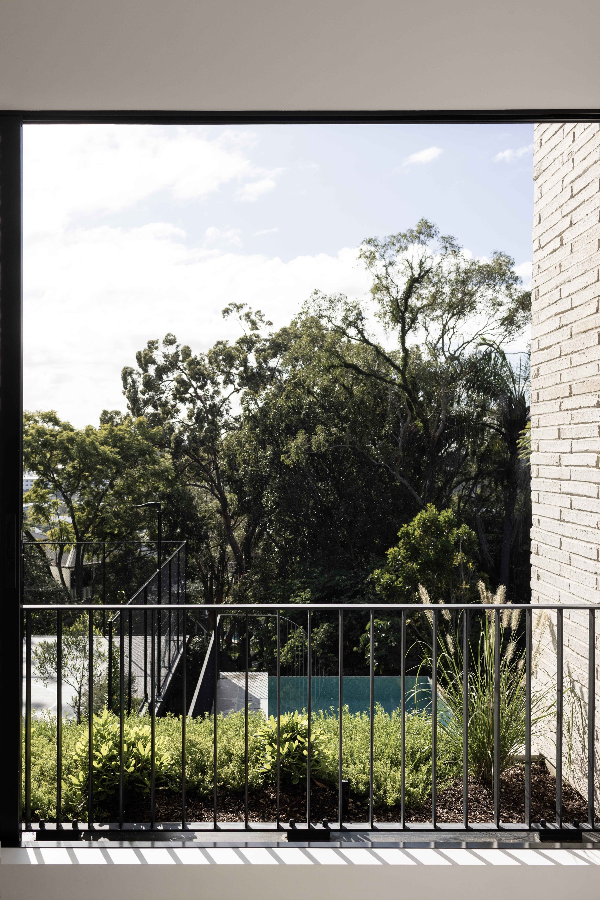 FB_BANKS_Exteriors_LR_15.jpg