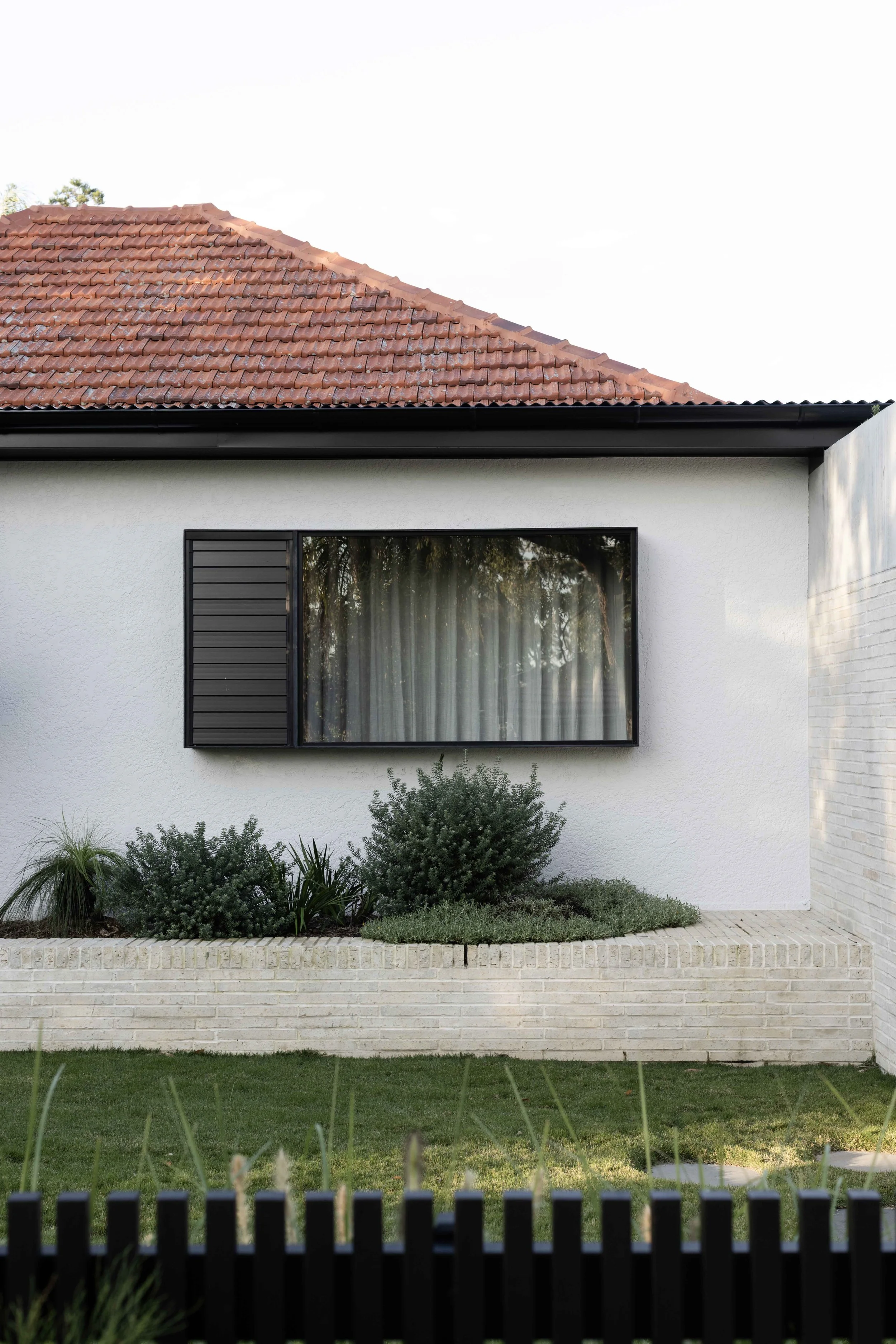 FB_BANKS_Exteriors_LR_25.jpg