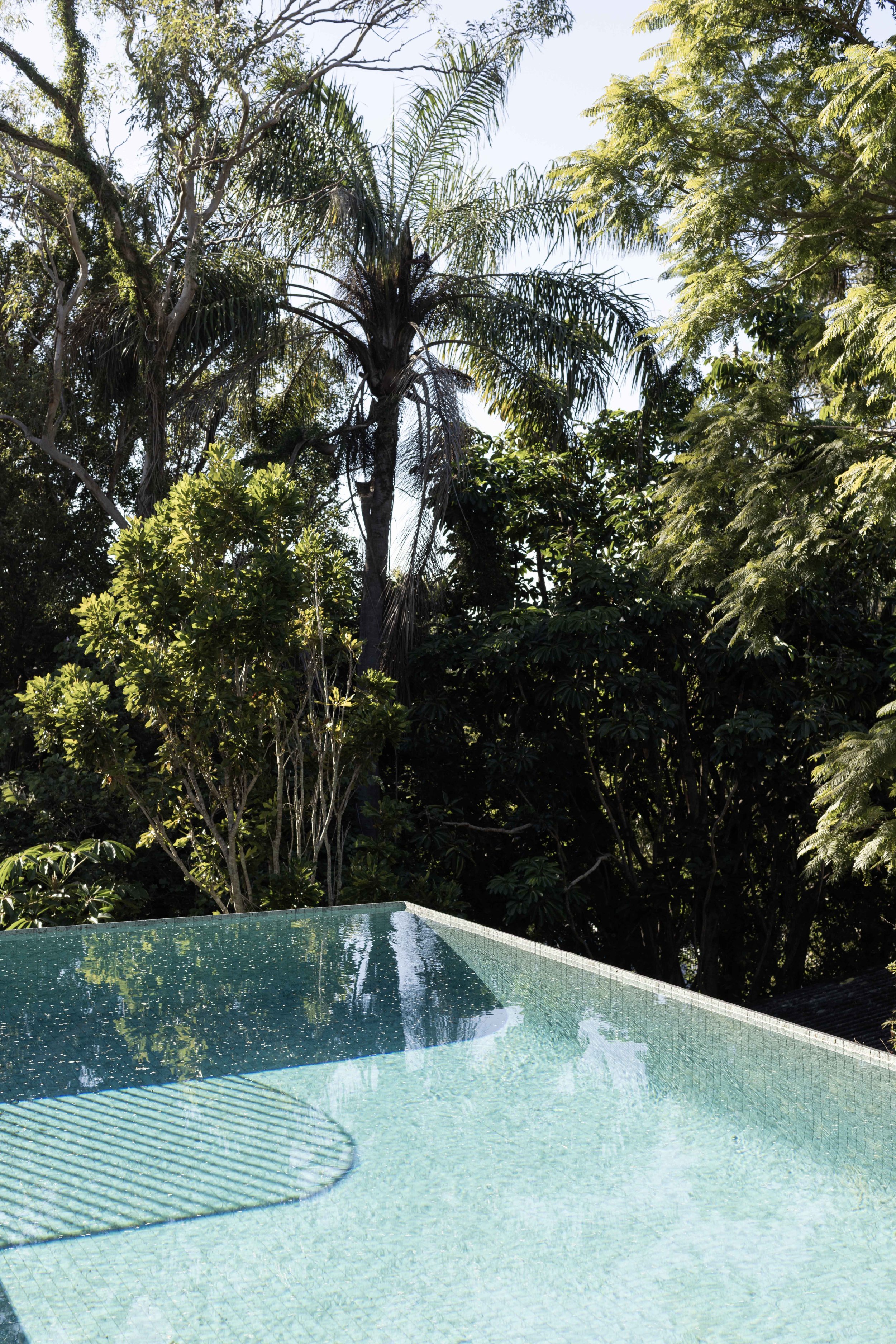 FB_BANKS_Exteriors_LR_09.jpg