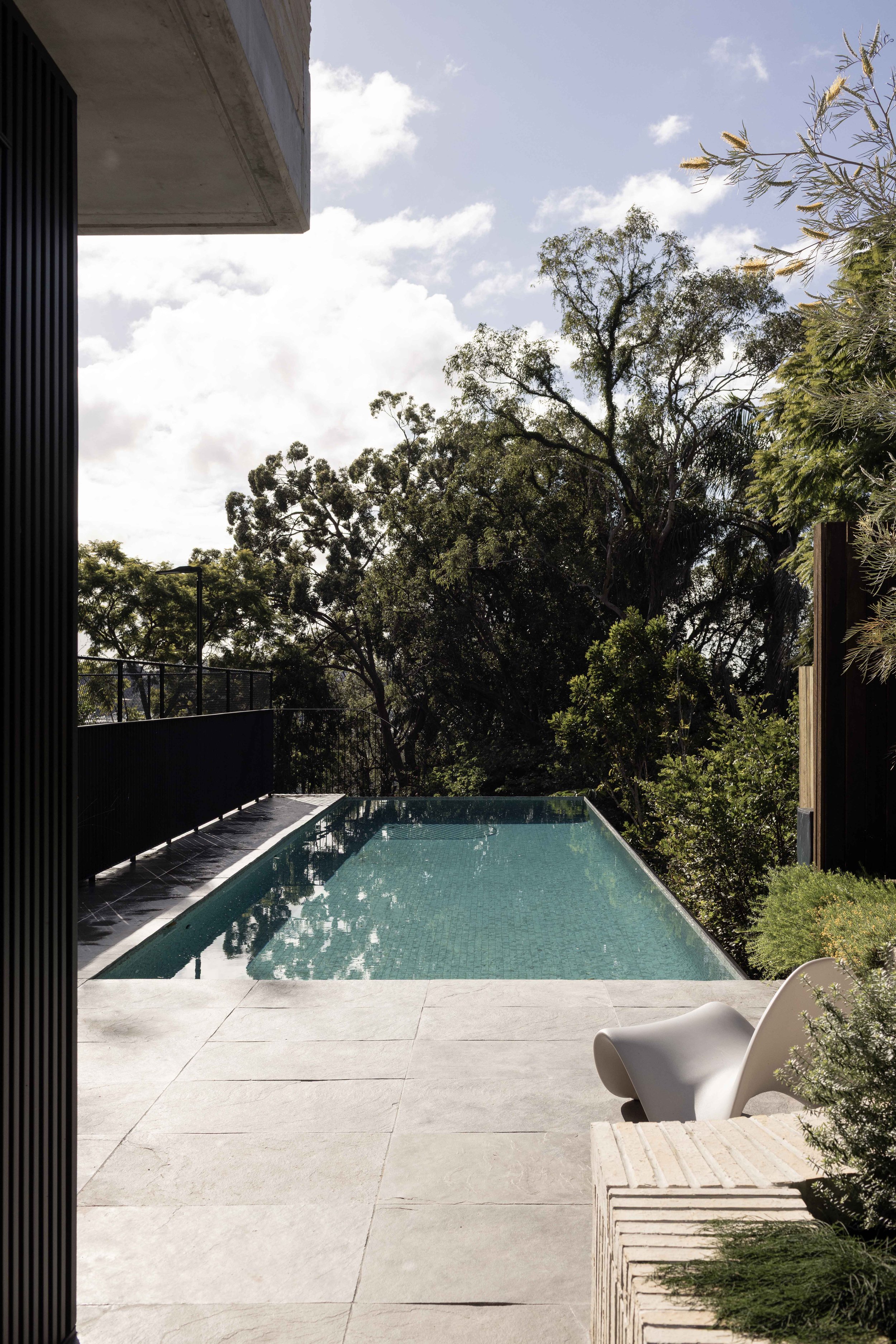 FB_BANKS_Exteriors_LR_16.jpg