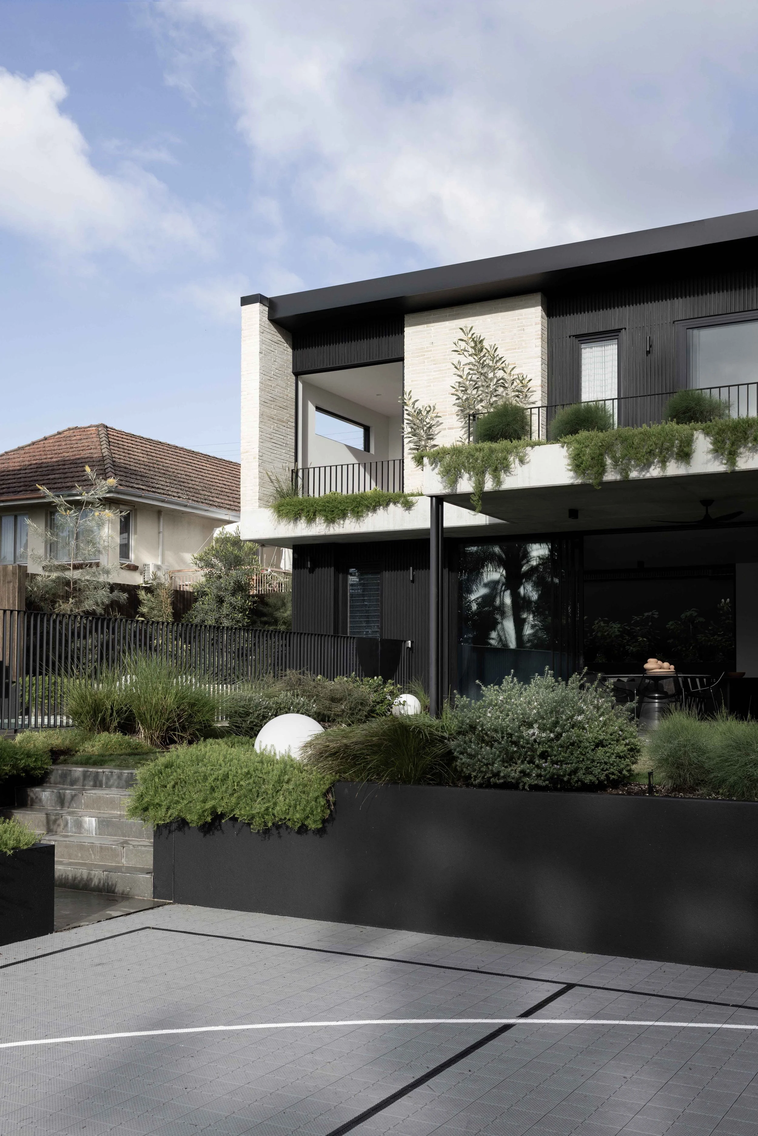 FB_BANKS_Exteriors_LR_03.jpg