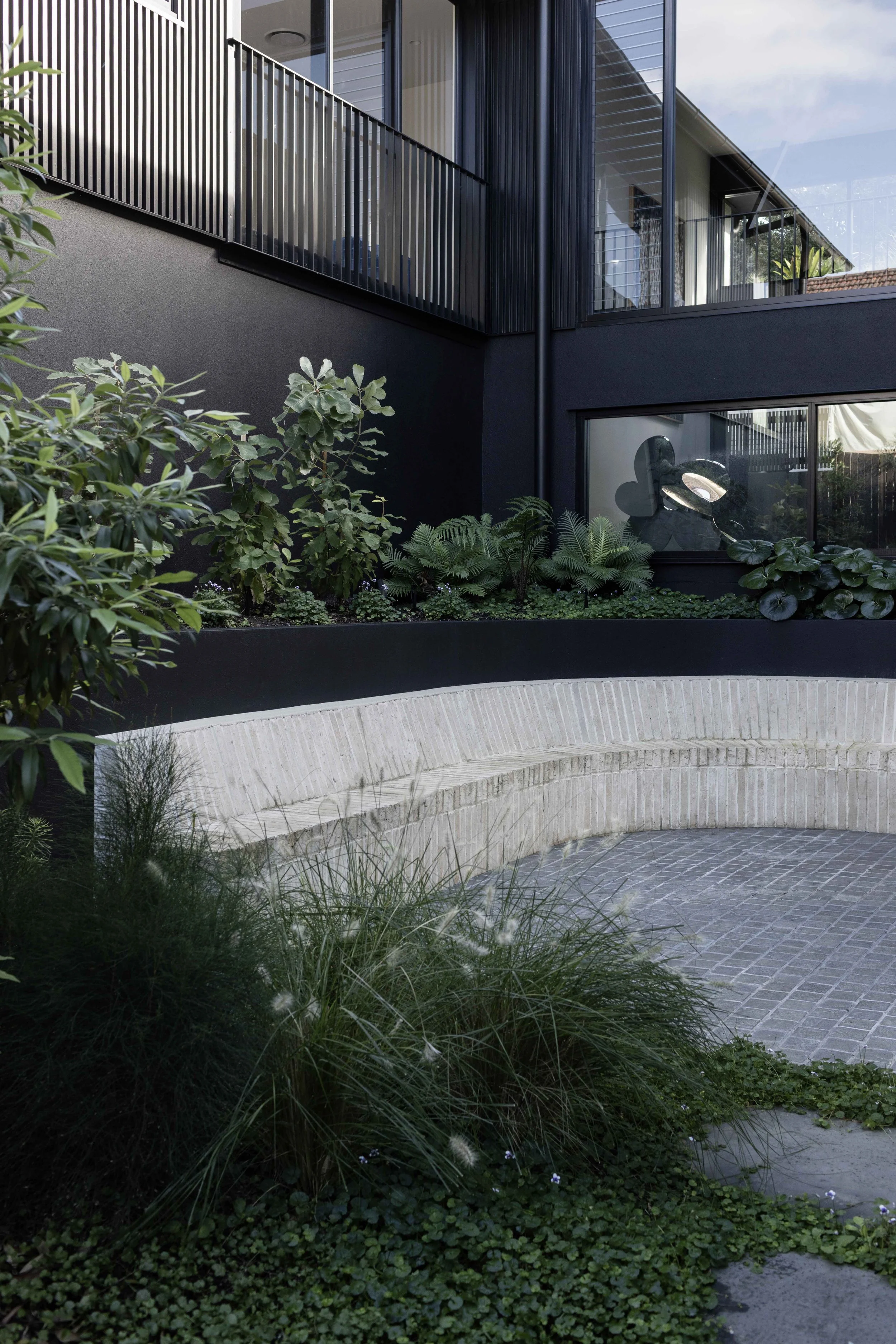 FB_BANKS_Exteriors_LR_18.jpg
