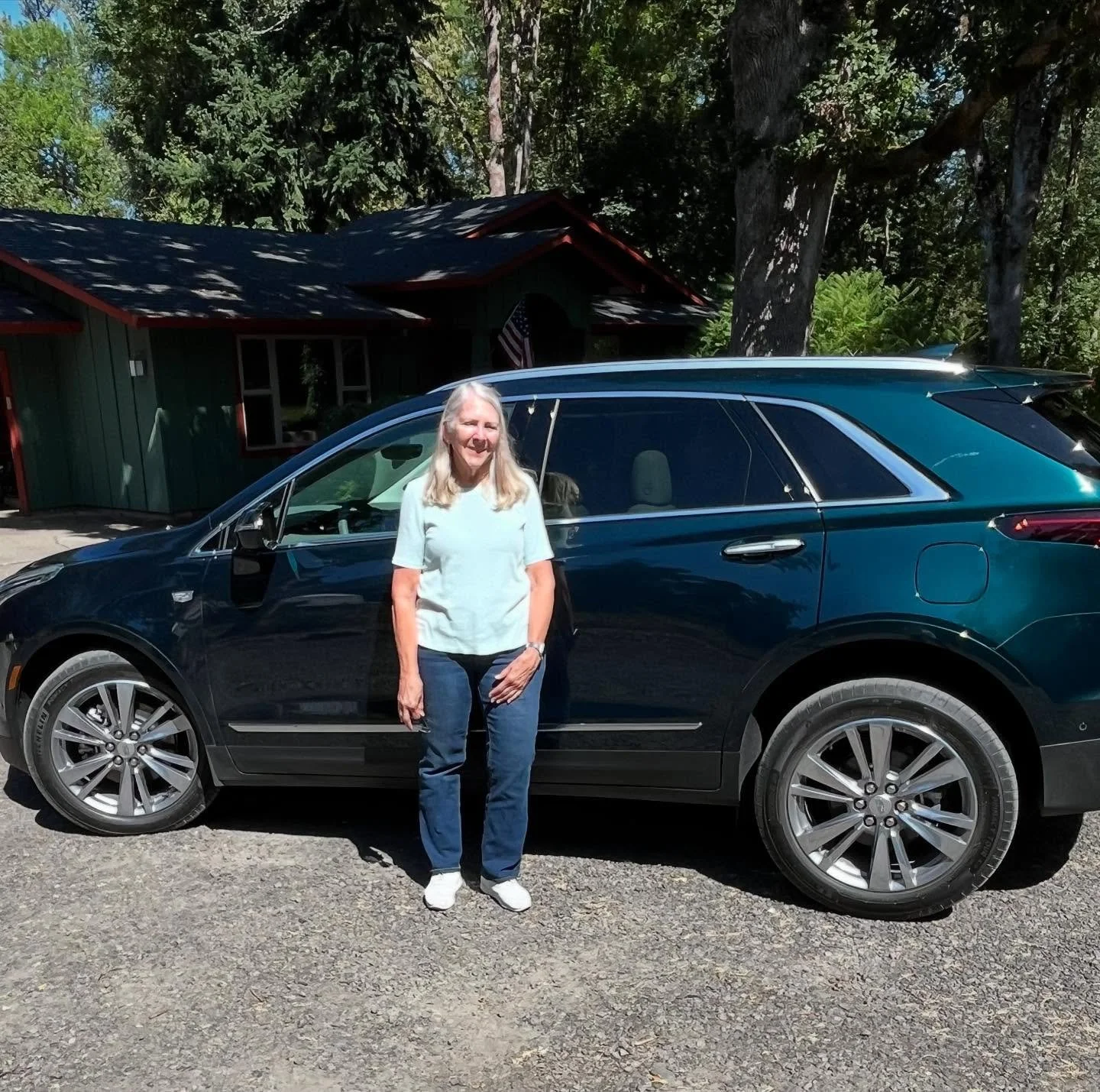 Sometimes, your dream car isn&rsquo;t just around the corner&mdash;or even within a few hundred miles. But don&rsquo;t worry, we don&rsquo;t let a little distance scare us. Take the case of the elusive Emerald Lake beauty: stunning on the outside, bu