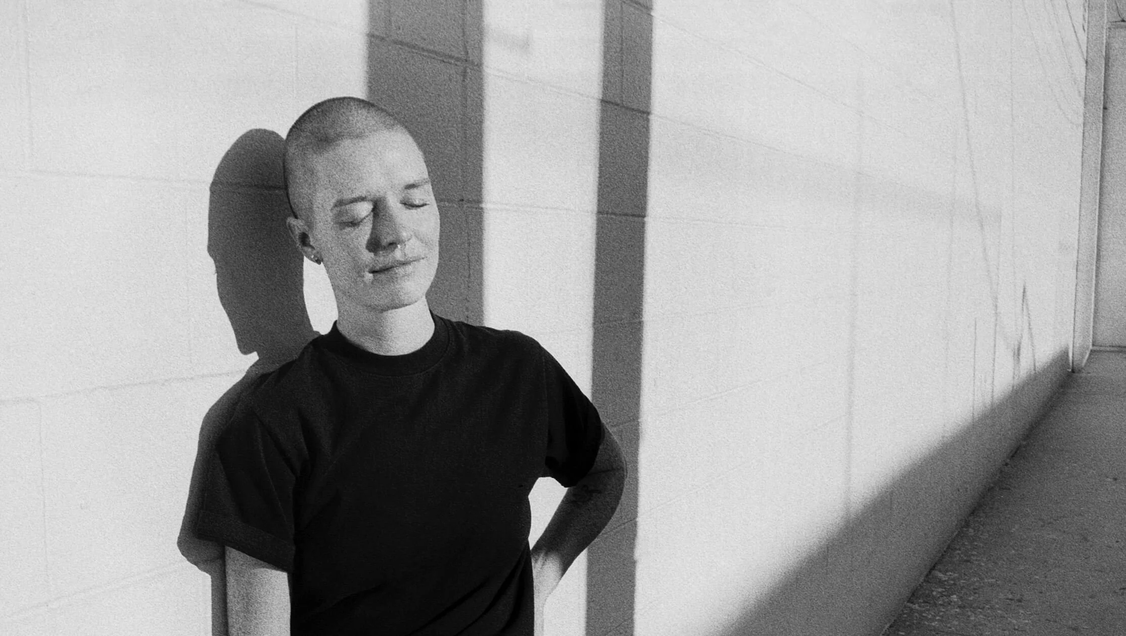 AQUARIUM DRUNKARD: The Anna Butterss Interview