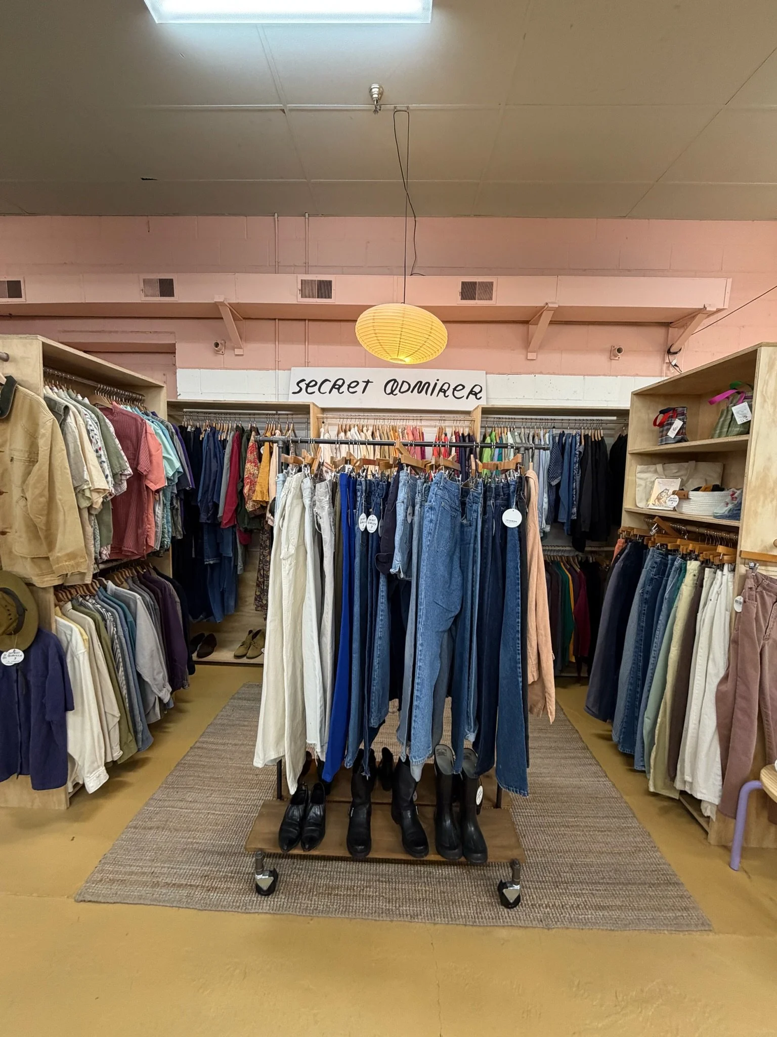 Why Selling Everywhere Could Be Holding Your Vintage Business Back