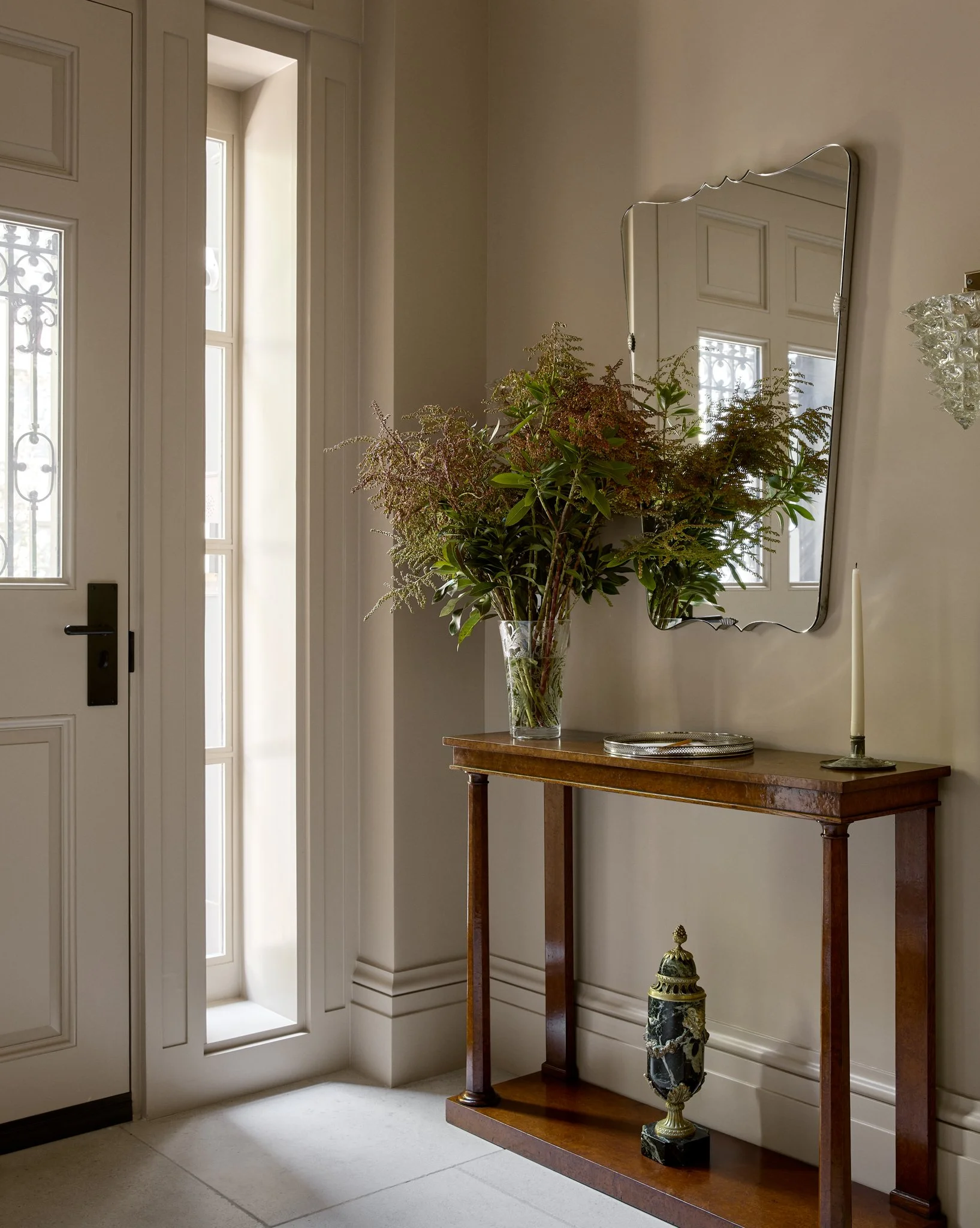 Entryway1_105.jpg