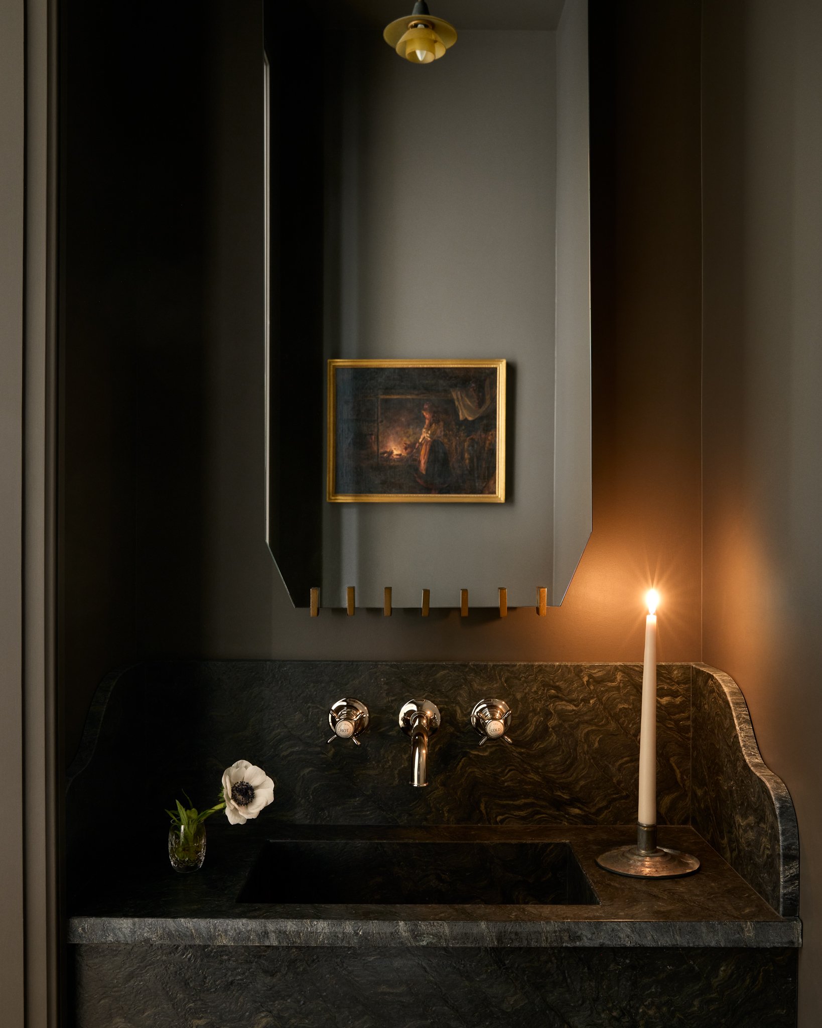 PowderRoom1_463.jpg