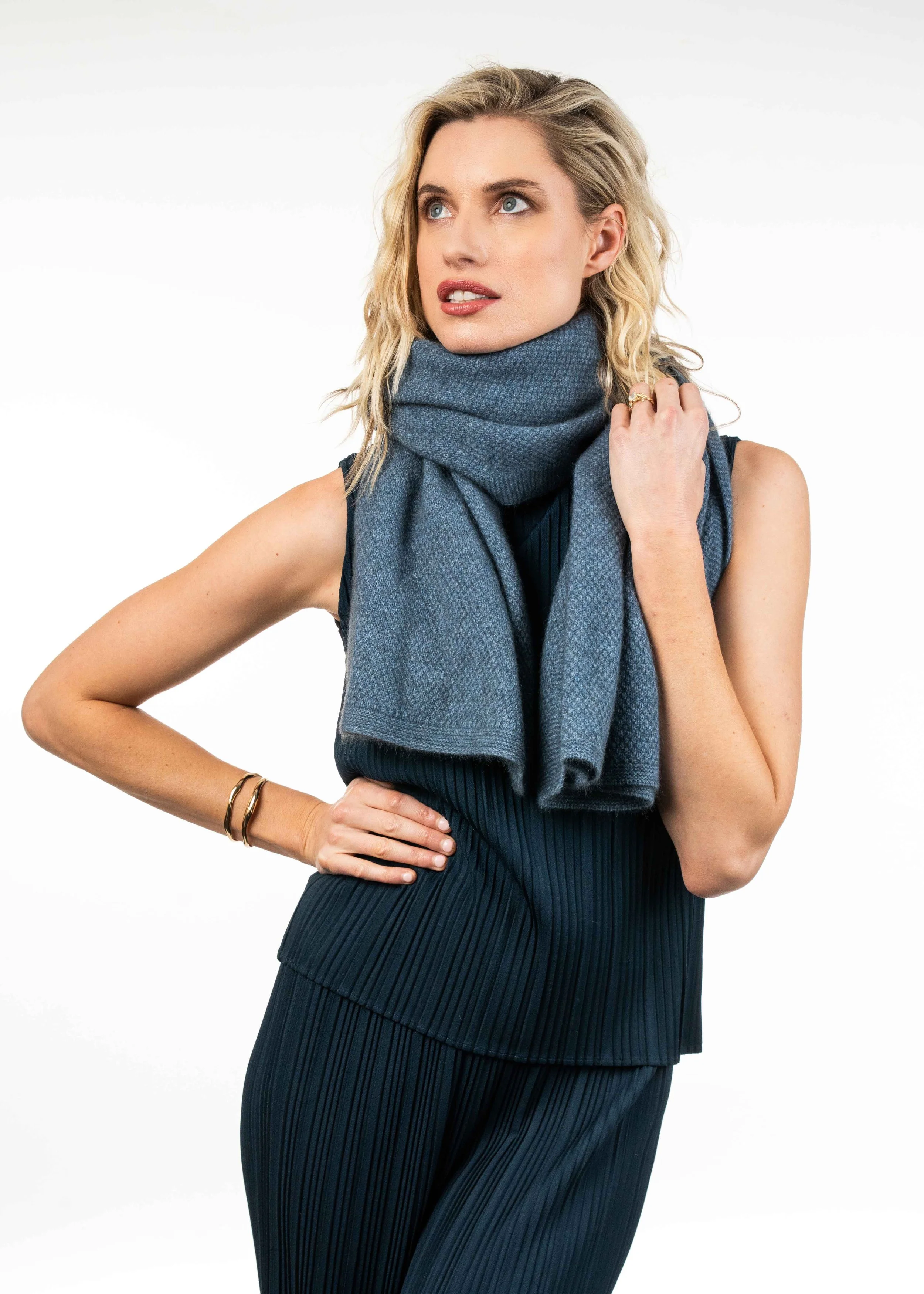 KO591-Riviera-worn-as-scarf--2.jpg