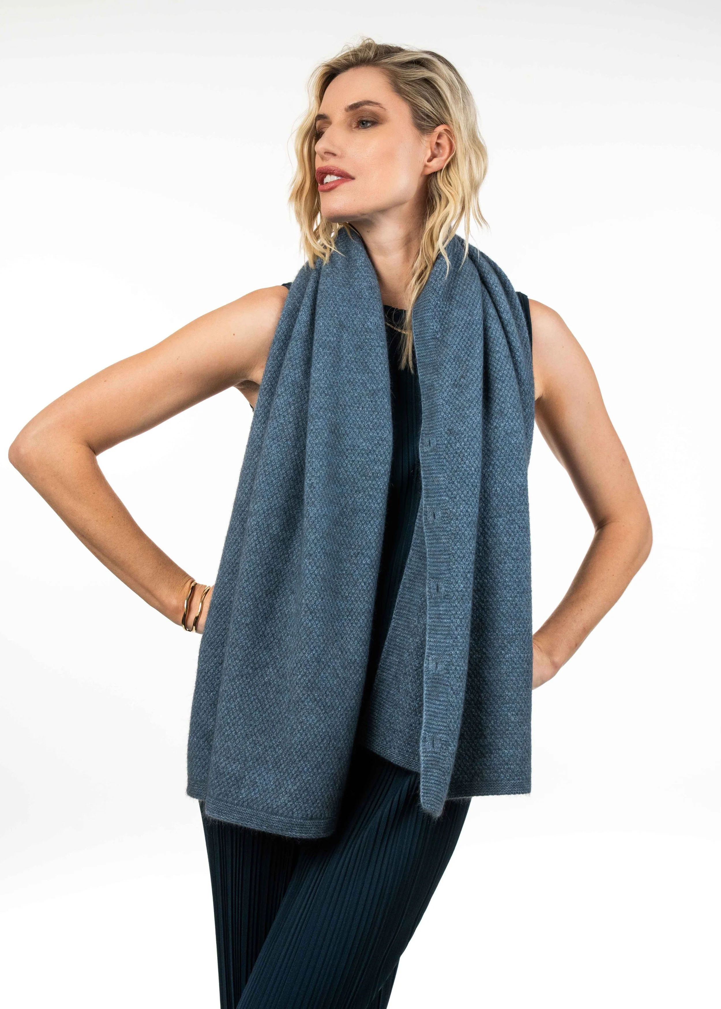 KO591-Riviera-worn-as-scarf.jpg
