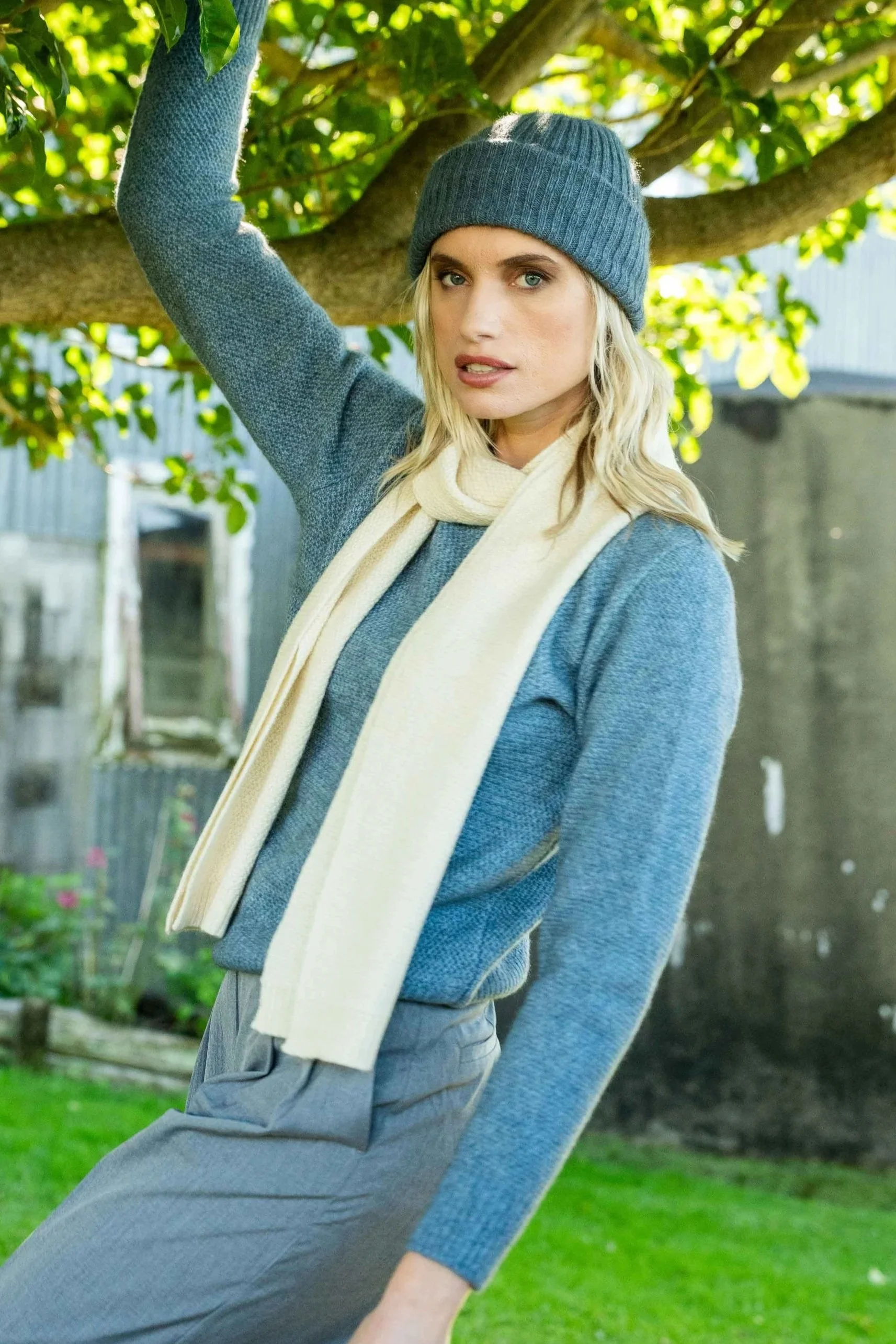 BT1035+White_Natural_2.jpg