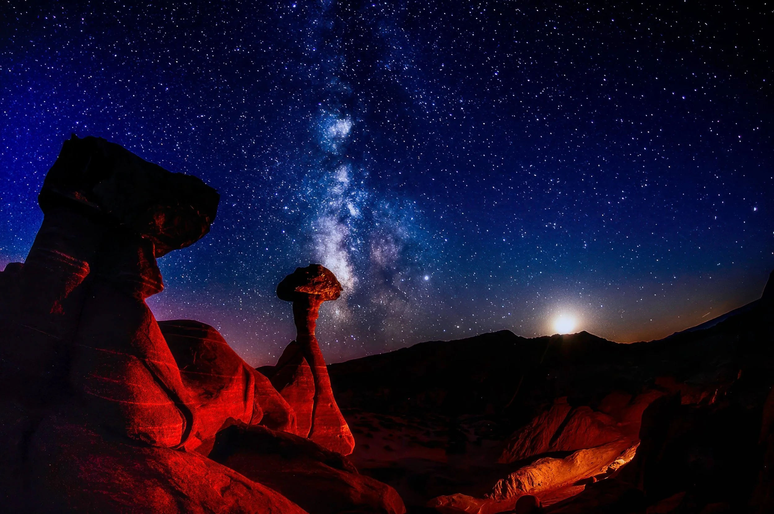 MilkyWay-Hoodoo-ToadStools-Moon-Night.jpg