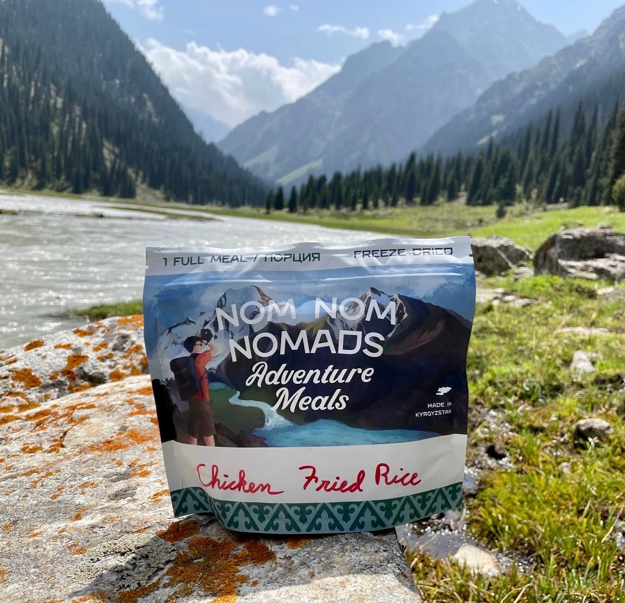 🇺🇸/🇬🇧: Planning your next adventure in Kyrgyzstan? Not sure what food to pack? We&rsquo;ve got you covered with our freeze dried meals! We have a variety of full meals, including vegetarian and vegan options, ready to go! 
.
Super light weight. S