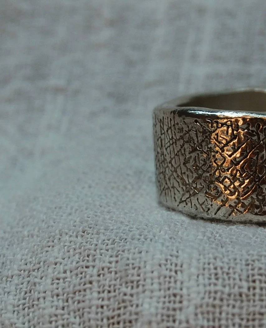 ★ THE ANGIE ★

Named after The Rolling Stones&rsquo; 1973 hit. 

&lsquo;Angie&rsquo;, mainly written by Richards during his recovery from his heroin addiction, tells the story of love through hardship

100% recycled metals 

From &pound;165