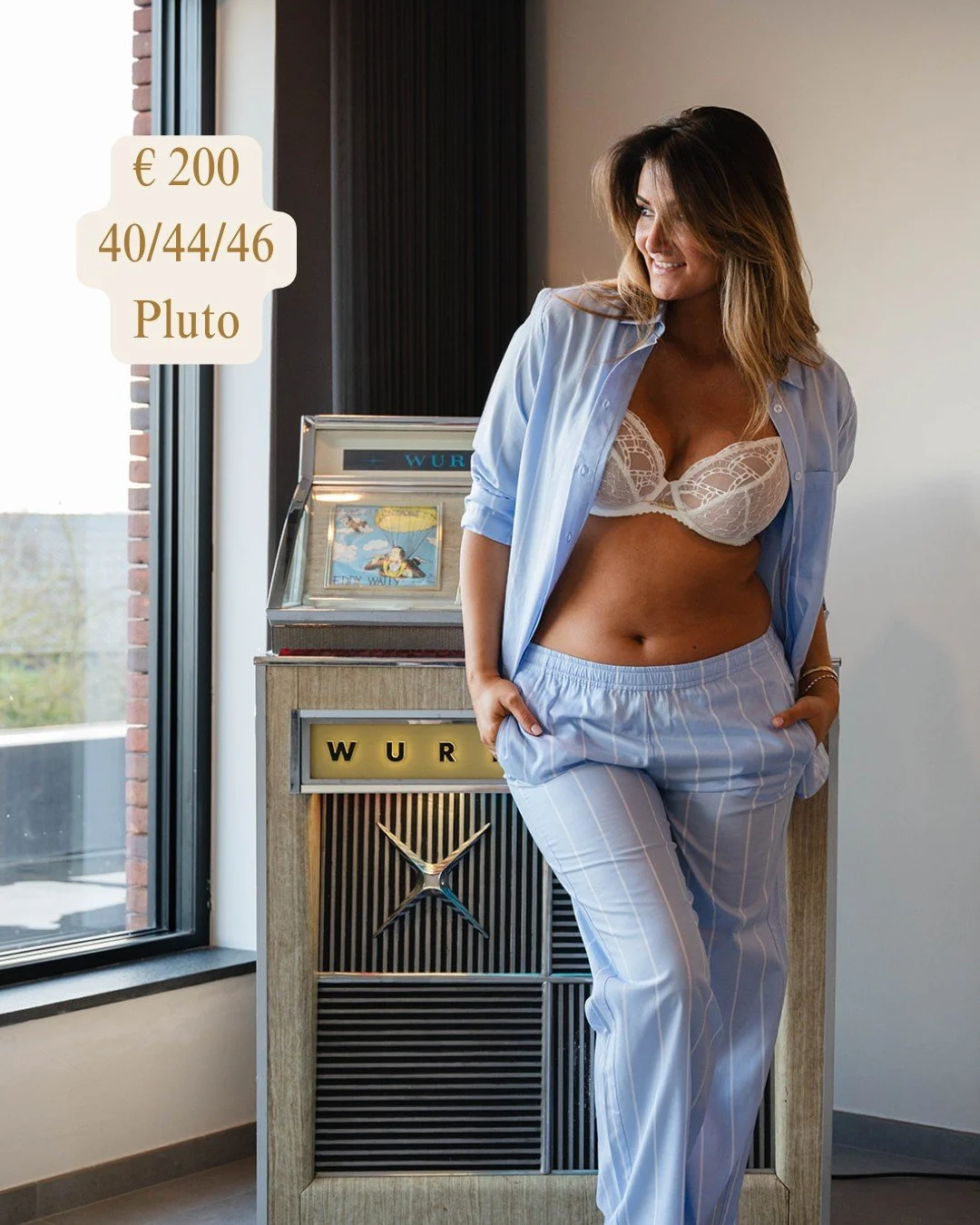 💤 Nachtgoedmarathon - Deel 3

Houd je niet van effen, maar wil je het ook niet te druk? Dan zijn deze gestreepte pyjama's de perfecte middenweg voor jou! Het subtiele streepje geeft je pyjama net  die extra touch 🪄

 #metpassievooruwlingerie #linge