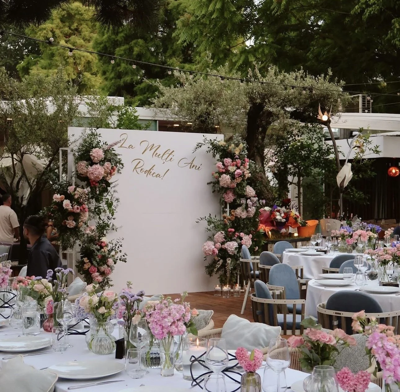 serene-garden-setting-birthday-celebration..jpg