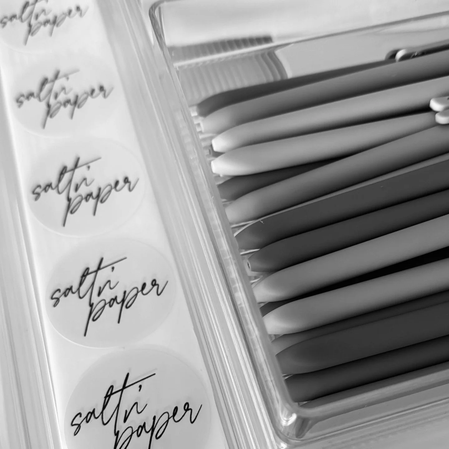 ✨ Nos bastidores da Salt n'Paper!

A produ&ccedil;&atilde;o est&aacute; quase a come&ccedil;ar e n&atilde;o resistimos a partilhar convosco um pouco da magia que acontece por aqui. Cada detalhe est&aacute; a ser preparado com todo o carinho - desde o