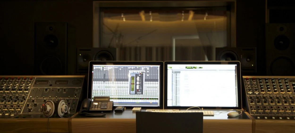 img-STUDIOS-49.jpg