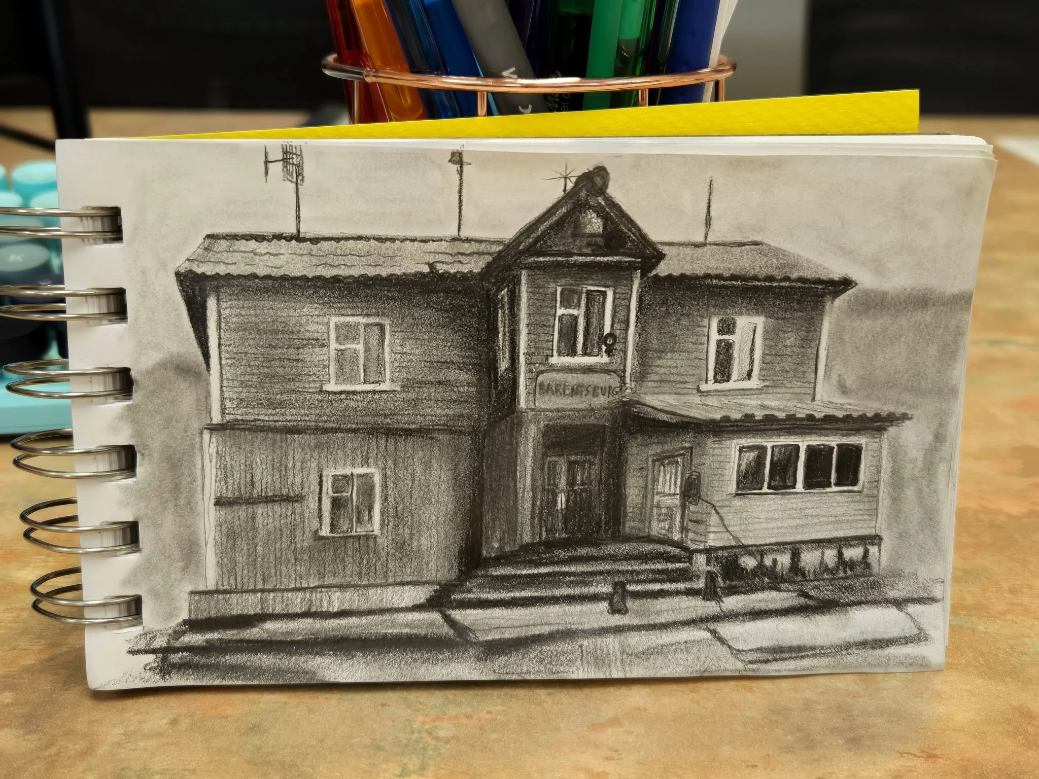 At the Port

3.5x5 - pencil on paper