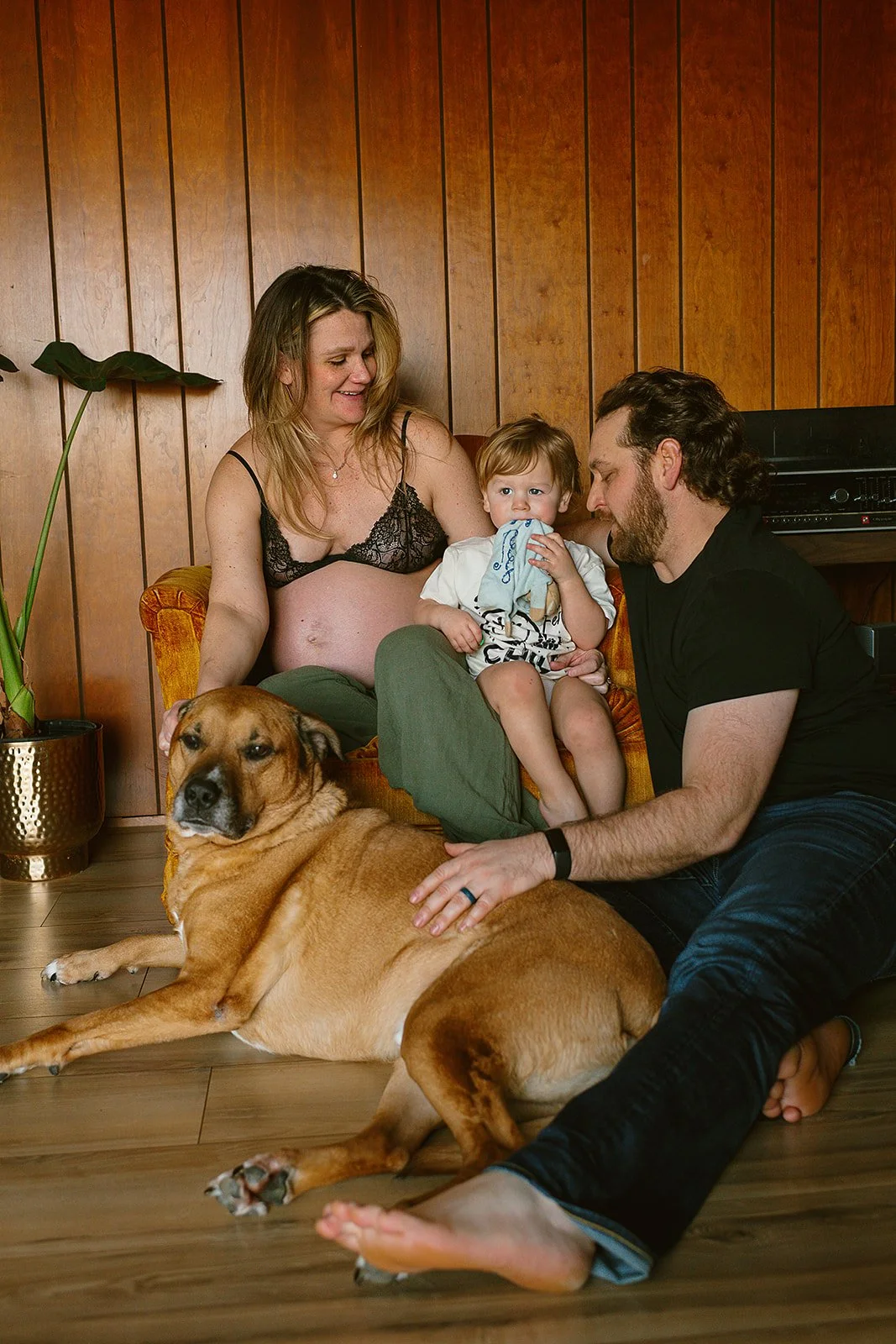 documentary-family-maternity-session-marshall-mihelsea_Marshall_photography_Maternity_family_marshall_MIDSdocumentary-family-maternity-session-marshall-mi6015-2.jpg