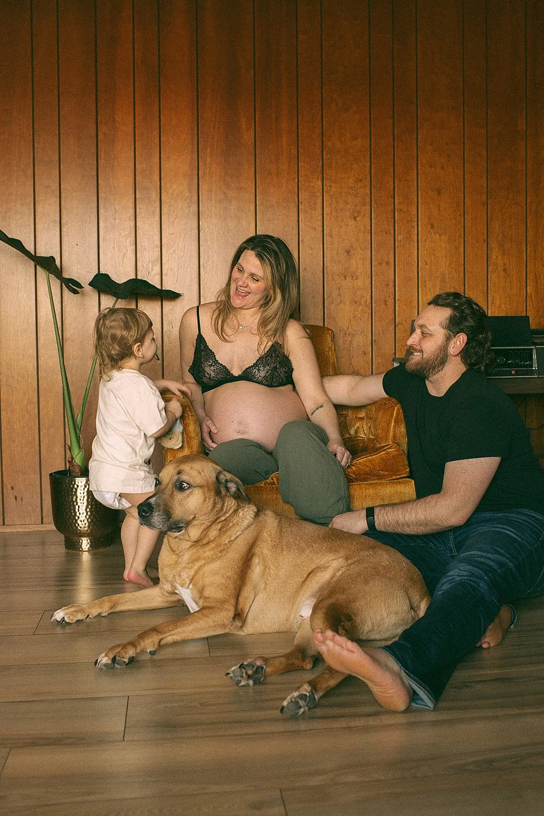 documentary-family-maternity-session-marshall-mihelsea_Marshall_photography_Maternity_family_marshall_MIDSdocumentary-family-maternity-session-marshall-mi6047.jpg