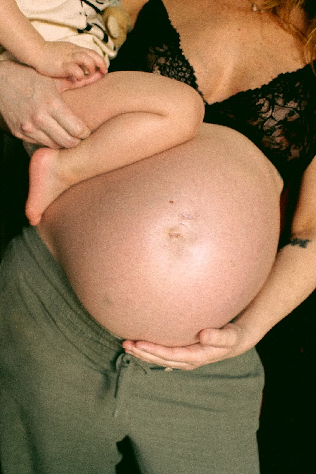 documentary-family-maternity-session-marshall-mihelsea_Marshall_photography_Maternity_family_marshall_MIDSdocumentary-family-maternity-session-marshall-mi6240.jpg
