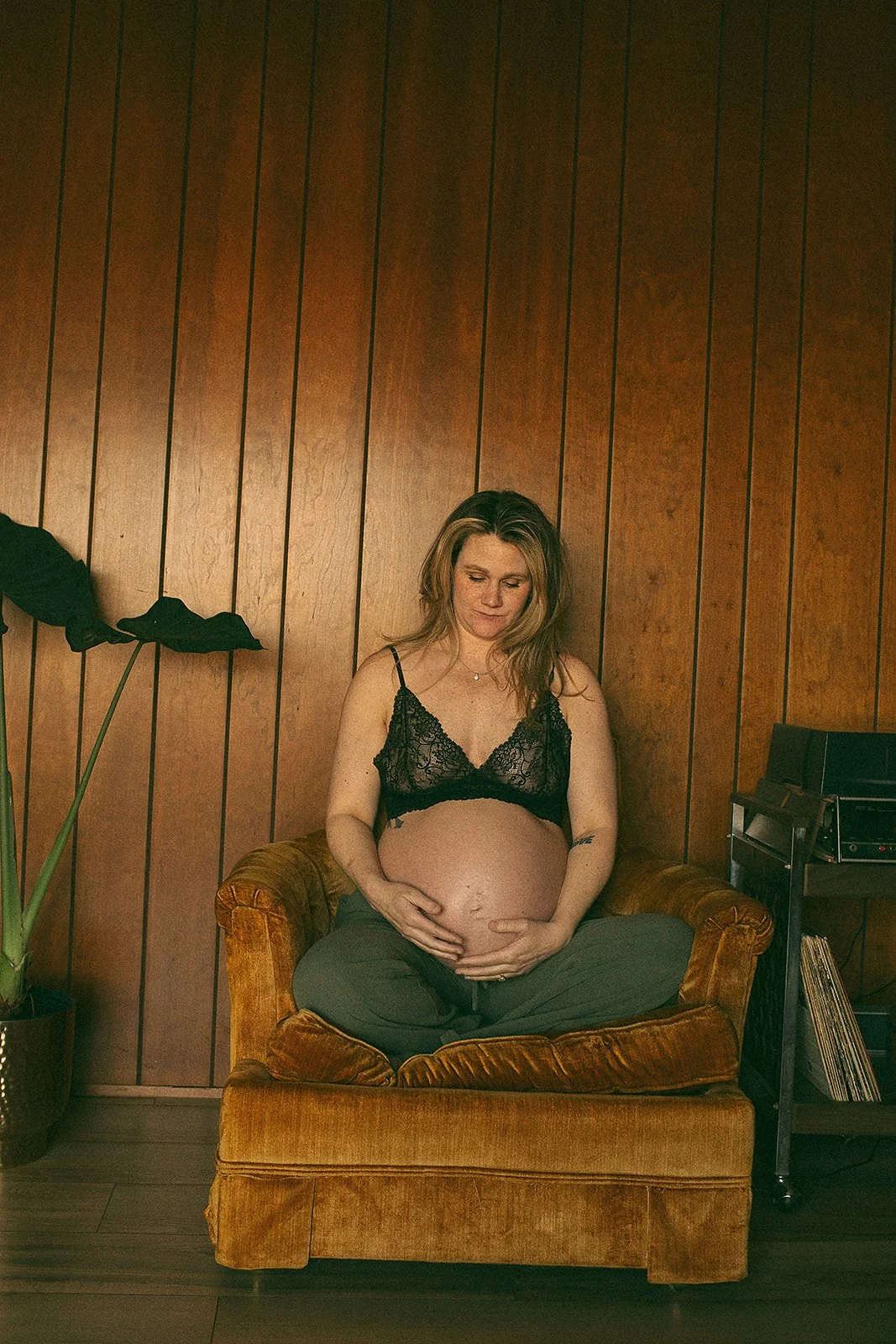 documentary-family-maternity-session-marshall-mihelsea_Marshall_photography_Maternity_family_marshall_MIDSdocumentary-family-maternity-session-marshall-mi5817.jpg