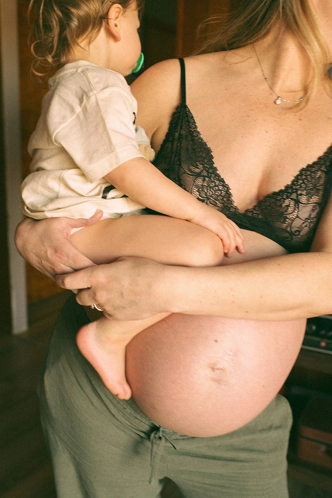 documentary-family-maternity-session-marshall-mihelsea_Marshall_photography_Maternity_family_marshall_MIDSdocumentary-family-maternity-session-marshall-mi6288.jpg