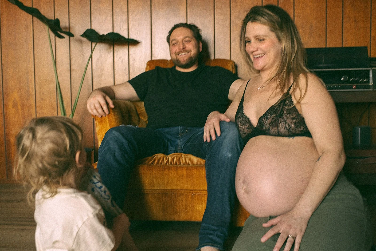 documentary-family-maternity-session-marshall-mihelsea_Marshall_photography_Maternity_family_marshall_MIDSdocumentary-family-maternity-session-marshall-mi6142.jpg