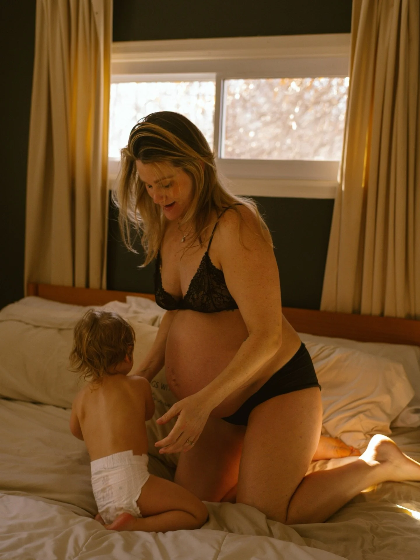 I&rsquo;m bad at captions and never know what to write. 
Do I copy paste some absolute bs. 
Do I write something specifically about the particular family and session? 
Or something way off base and just a chaotic stream of thoughts currently running 