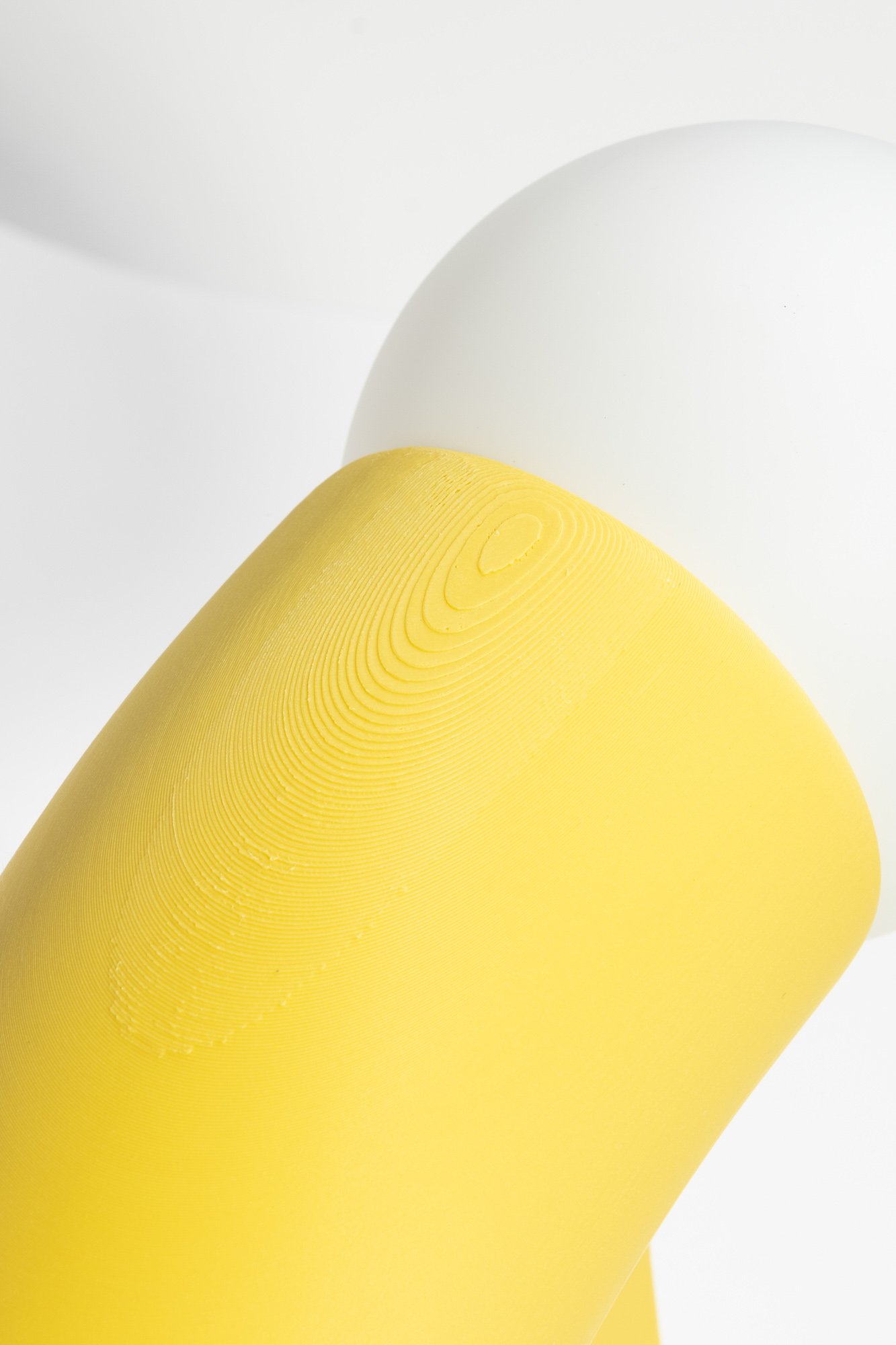 phillo-lamp-jaune-pack-detail-1.jpg