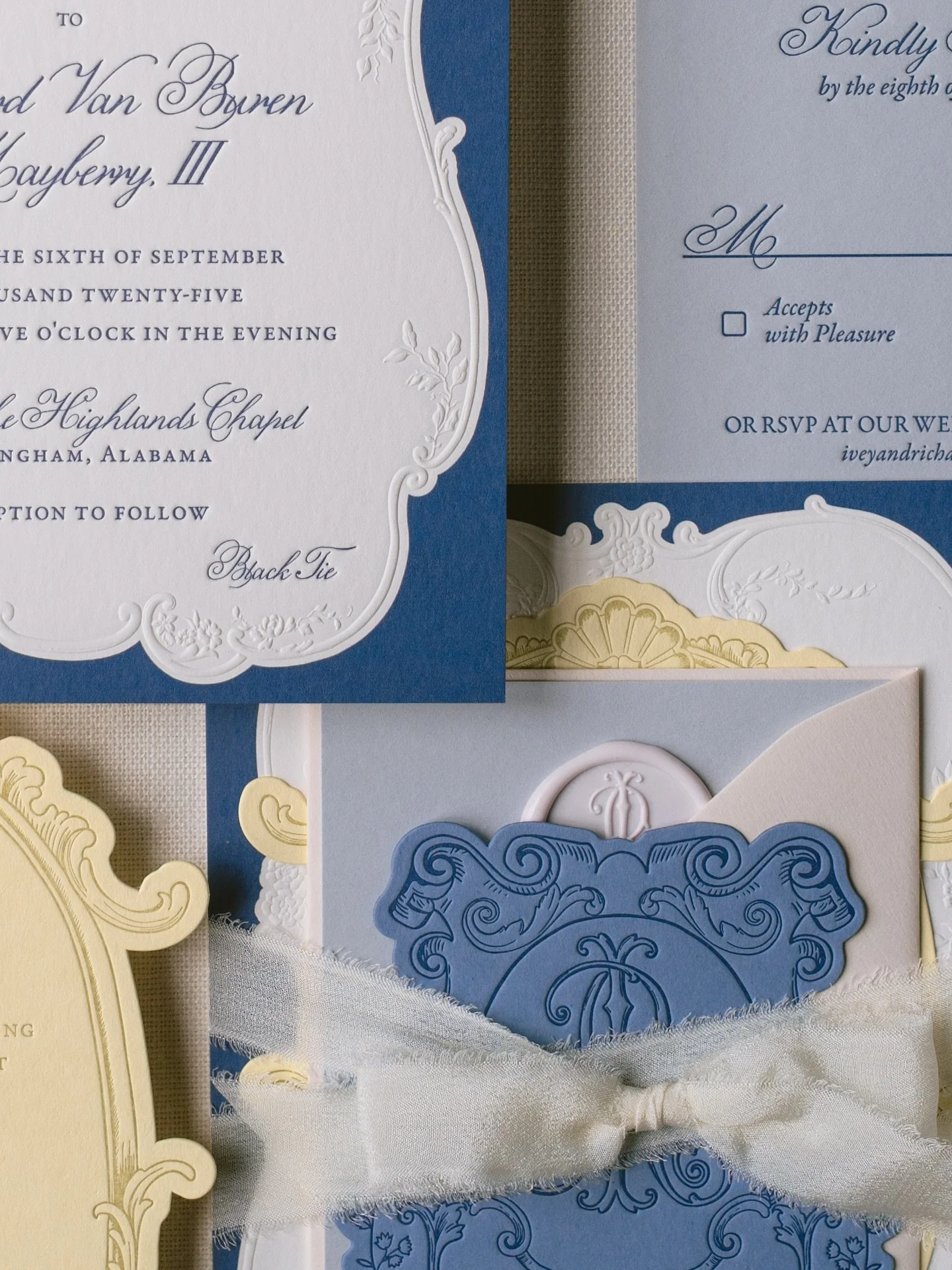 Just a glimpse of these dreamy paper details🤍✨