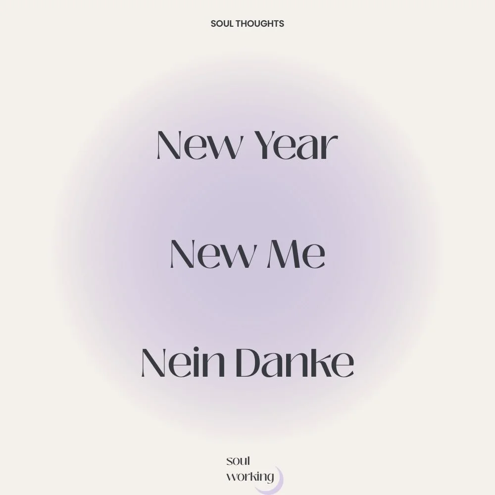 Ich mach keine Neujahresvors&auml;tze. Nicht, weil ich keine Ziele habe, sondern weil ich keine Lust auf Druck habe.

Du musst im 2026 per 1.1 kein neuer Mensch sein.
Du darfst ankommen. Langsam. In deinem Tempo.

Unser Kopf liebt Neustarts, ja. Aber