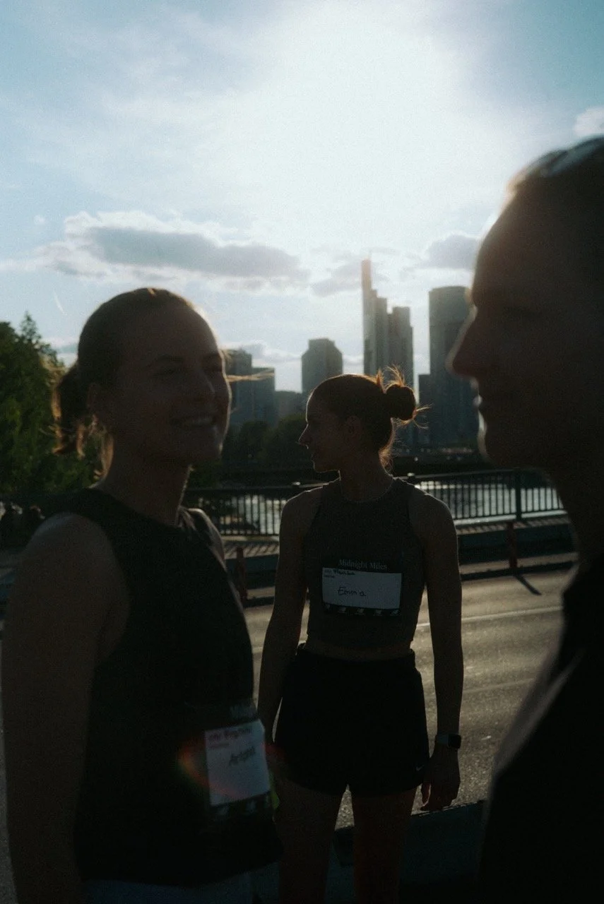 Groß (Midnightmiles_Frankfurt_by @paulinjnz00008).jpeg