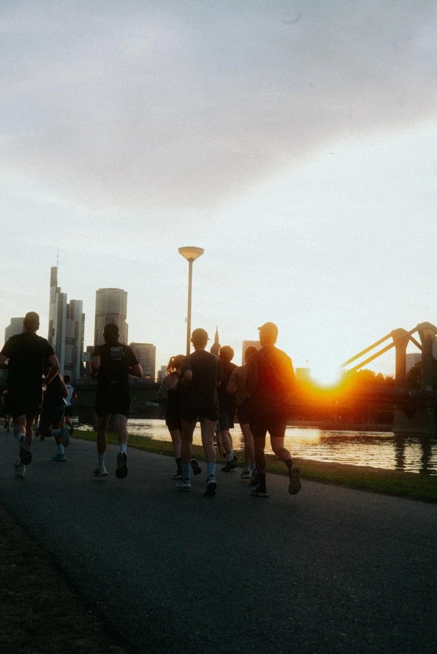 Groß (Midnightmiles_Frankfurt_by @paulinjnz00026).jpeg