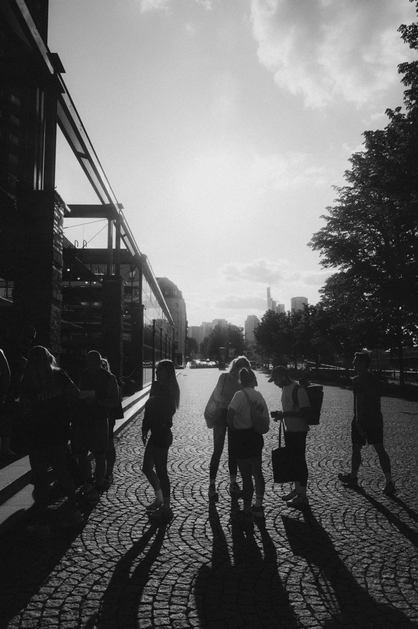 Groß (Midnightmiles_Frankfurt_by @paulinjnz00051).jpeg