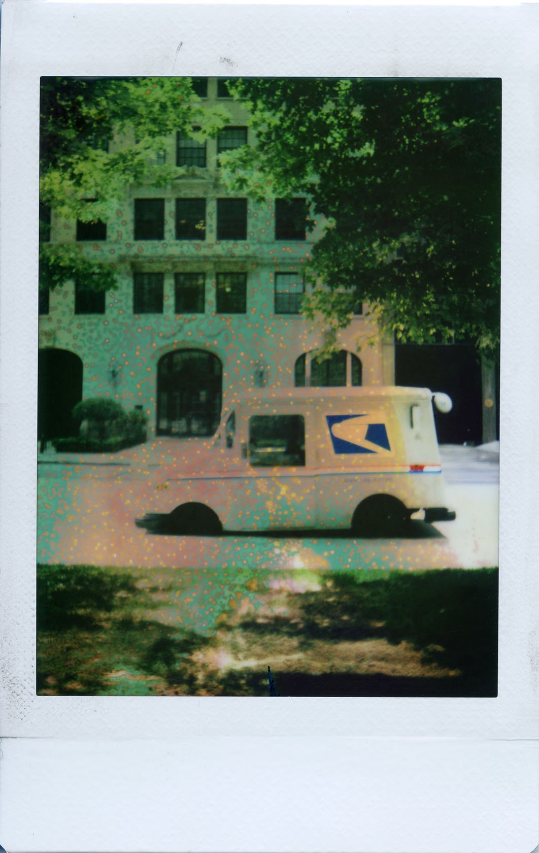 DAILY MAIL, ‘23
Limited Edition of 9 and 3AP
Signed by the Artist
17” x 22” | “27 x 42”
Photography | Scan of Fuji INSTAX Mini print | 1. Emulsion chemistry manipulated by chemical-injection via 1ml. 30 gauge sterile syringe | Archival pigme