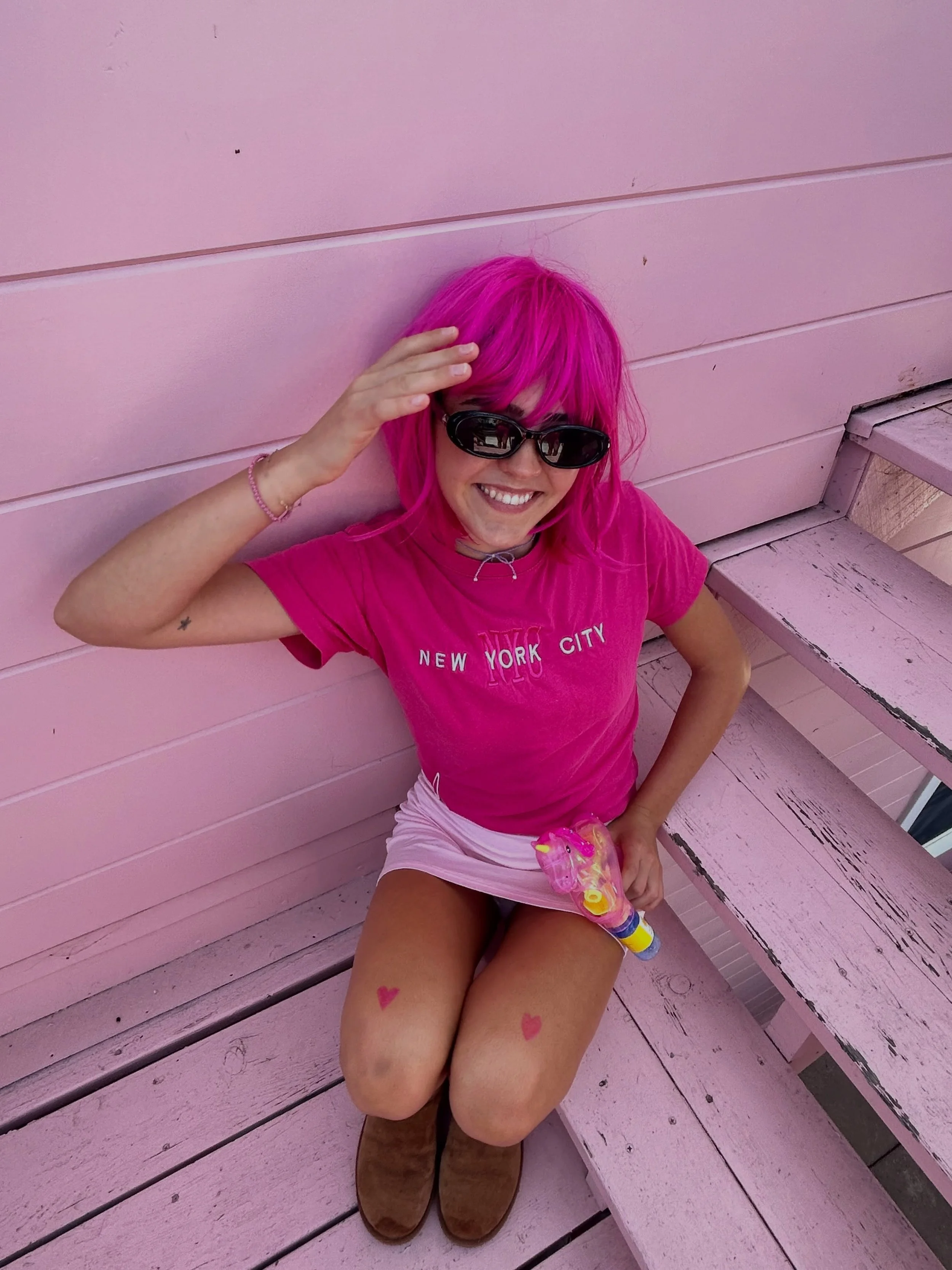 On Mondays, we wear pink 💓👛🦩

Pink Out at the Pink Palace!! Work week has been a blast &amp; we are getting more and more excited to welcome MC&rsquo; 26 home🤩

#gammaphibeta #gphibslo #sororityrecruitment #pinkout