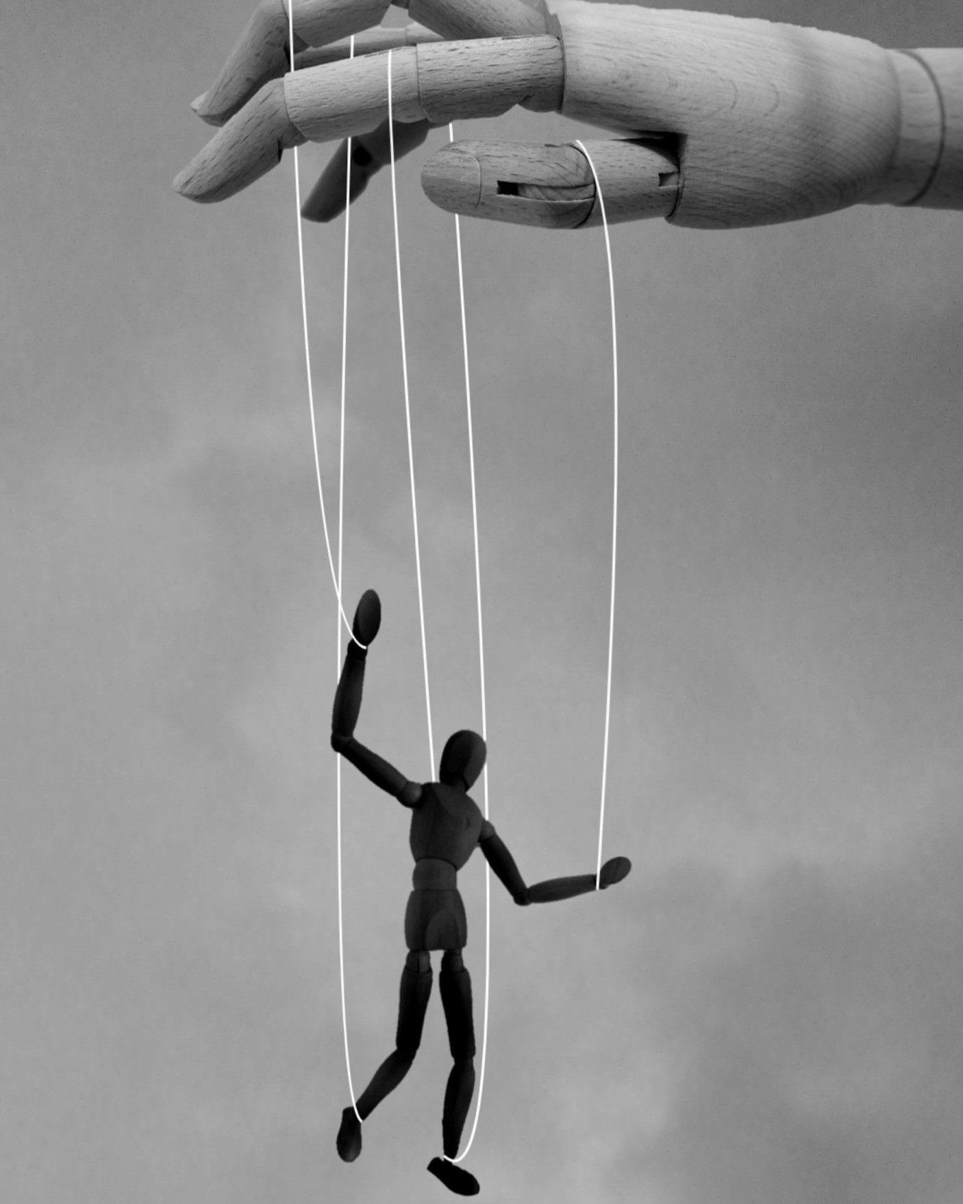 Breaking Free from Manipulation: Identifying Toxic Behaviours and Reclaiming Control