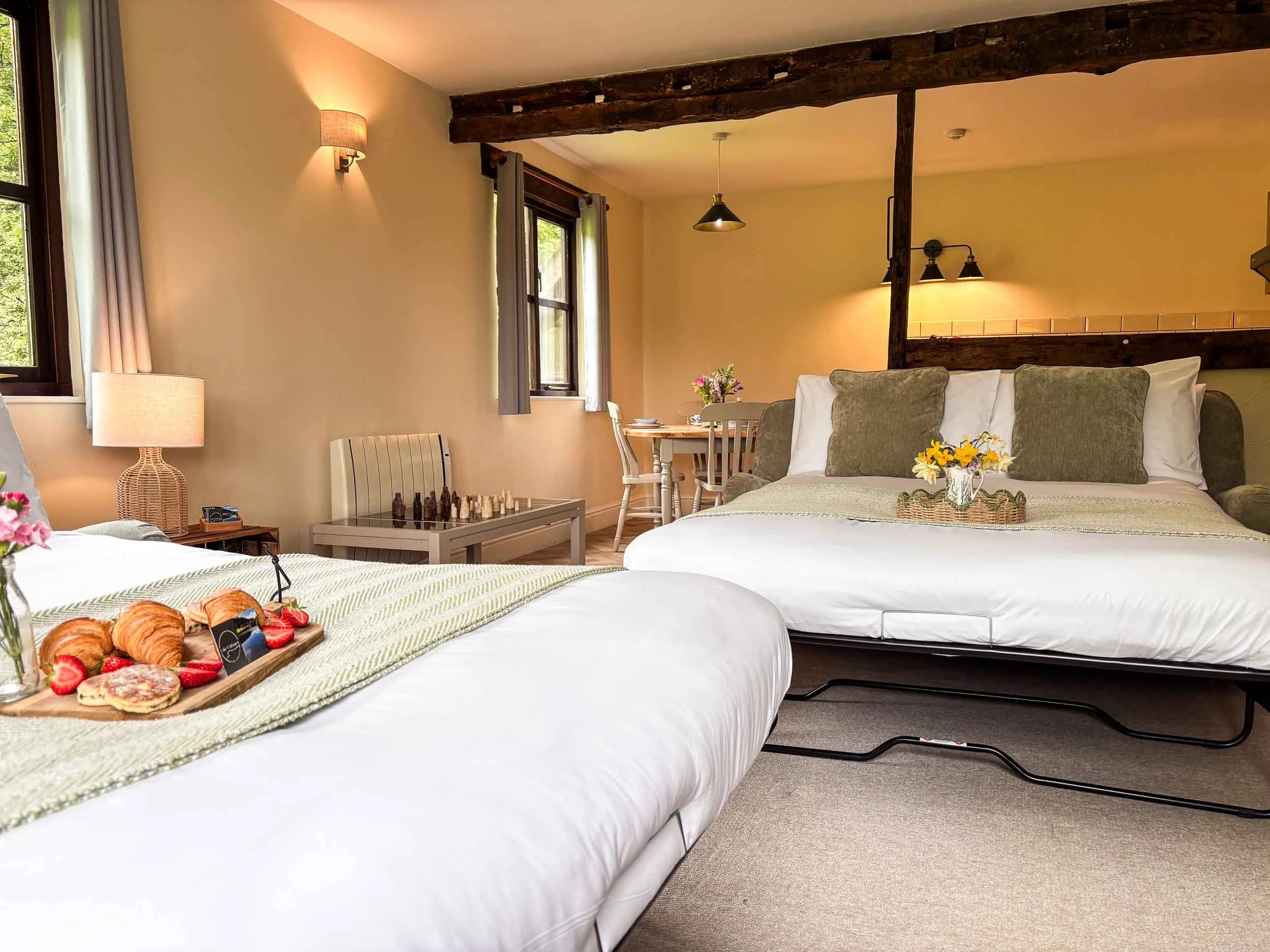 Mid Wales Lake Cottages Cwm Chwefru Builth Wells Powys Internal Photos of Woodpecker 2 Cottage-14.jpg