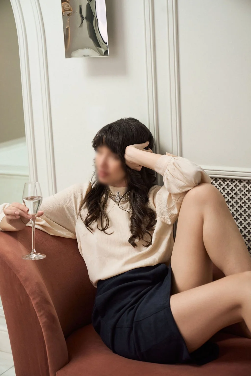 The New Escort Talks Back: Escorting in the Age of Artificial Intelligence, or: The Luxury of Being Inconvenient