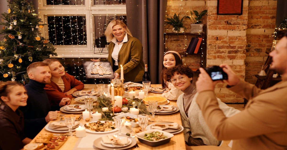 10 Helpful Ways To Reduce Holiday Stress