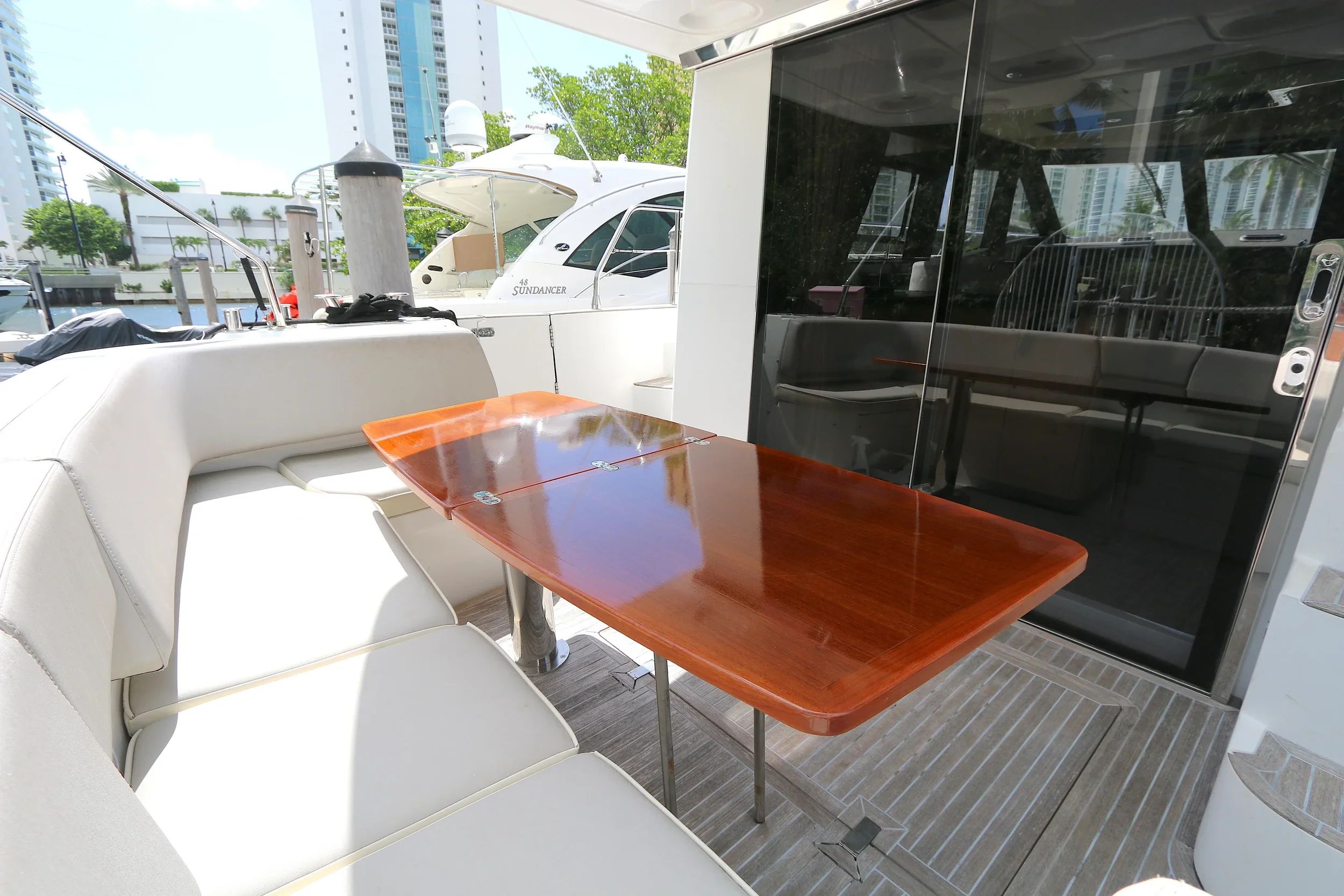 43ft_Azimut_Magellano_Photo_17.webp