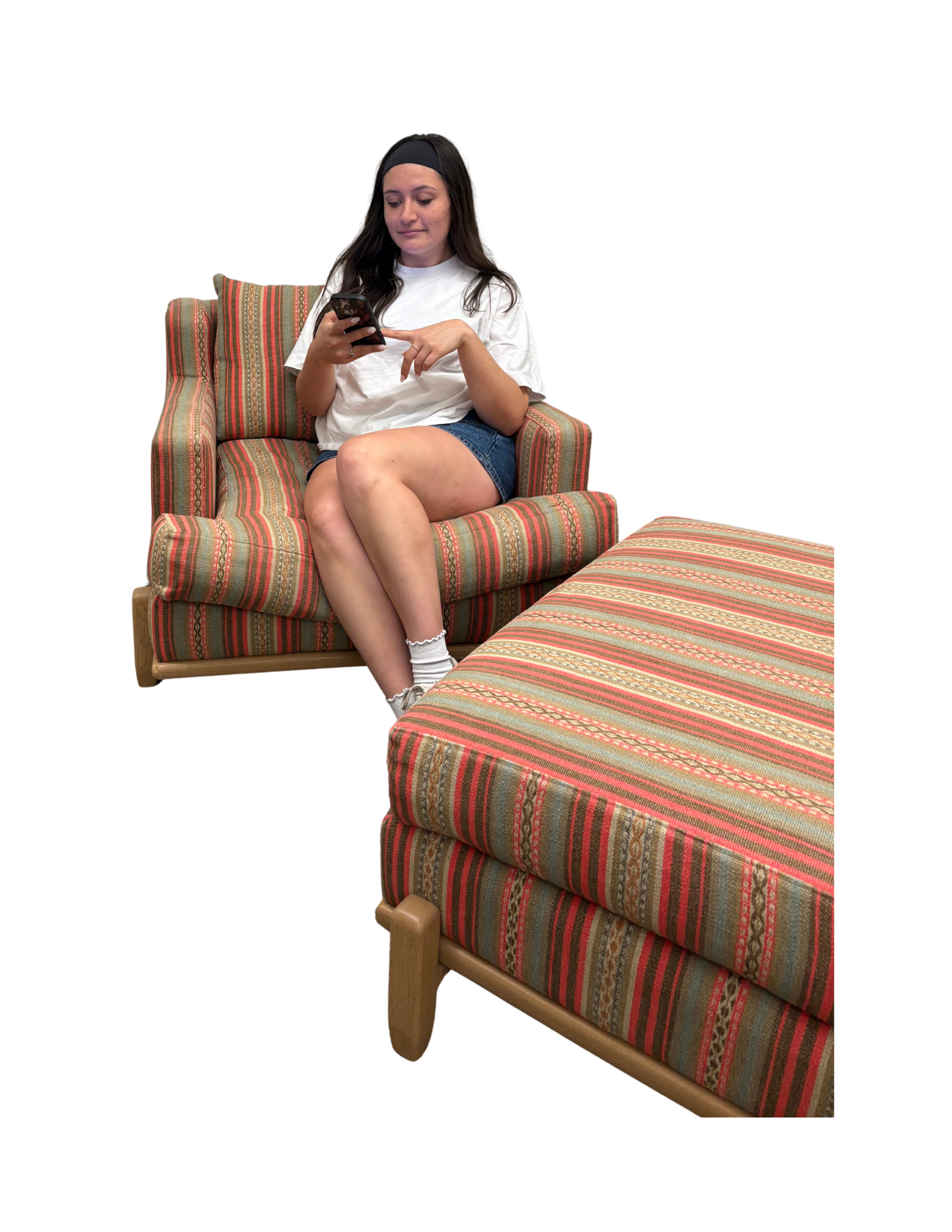 FURNITURE SALE WEBSITE NO BACKGROUND WITH AVI .png